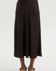 Slip Skirt, Melasse