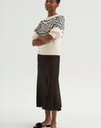 Slip Skirt, Melasse