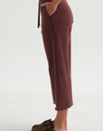 Kane - Cropped Wide Sweatpants, Oxblood