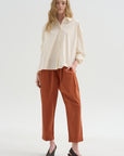 Tippy Pant, Brick