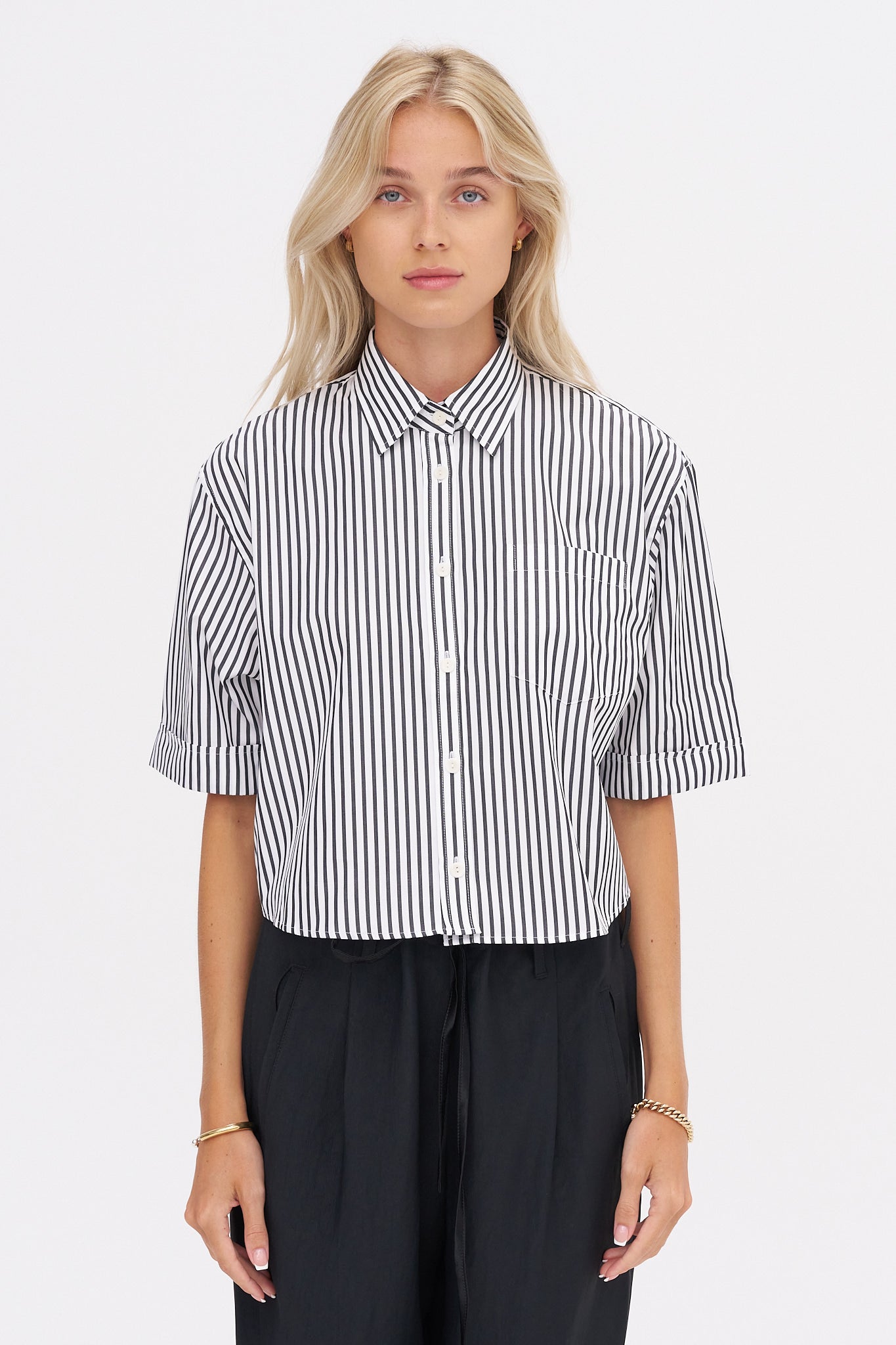 【2plan】Cork Crop Stripe Short Sleeve T-shirt Cork Crop Stripe Short Sleeve T-shirt - 2PLAN | 60% - Asian