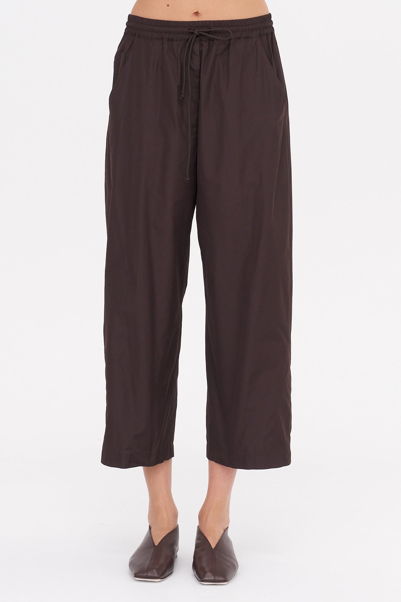 【Gimmetheyoung】G_SIDE FRILL HALF_PANTS GIMMETHEYOUNG | International Store