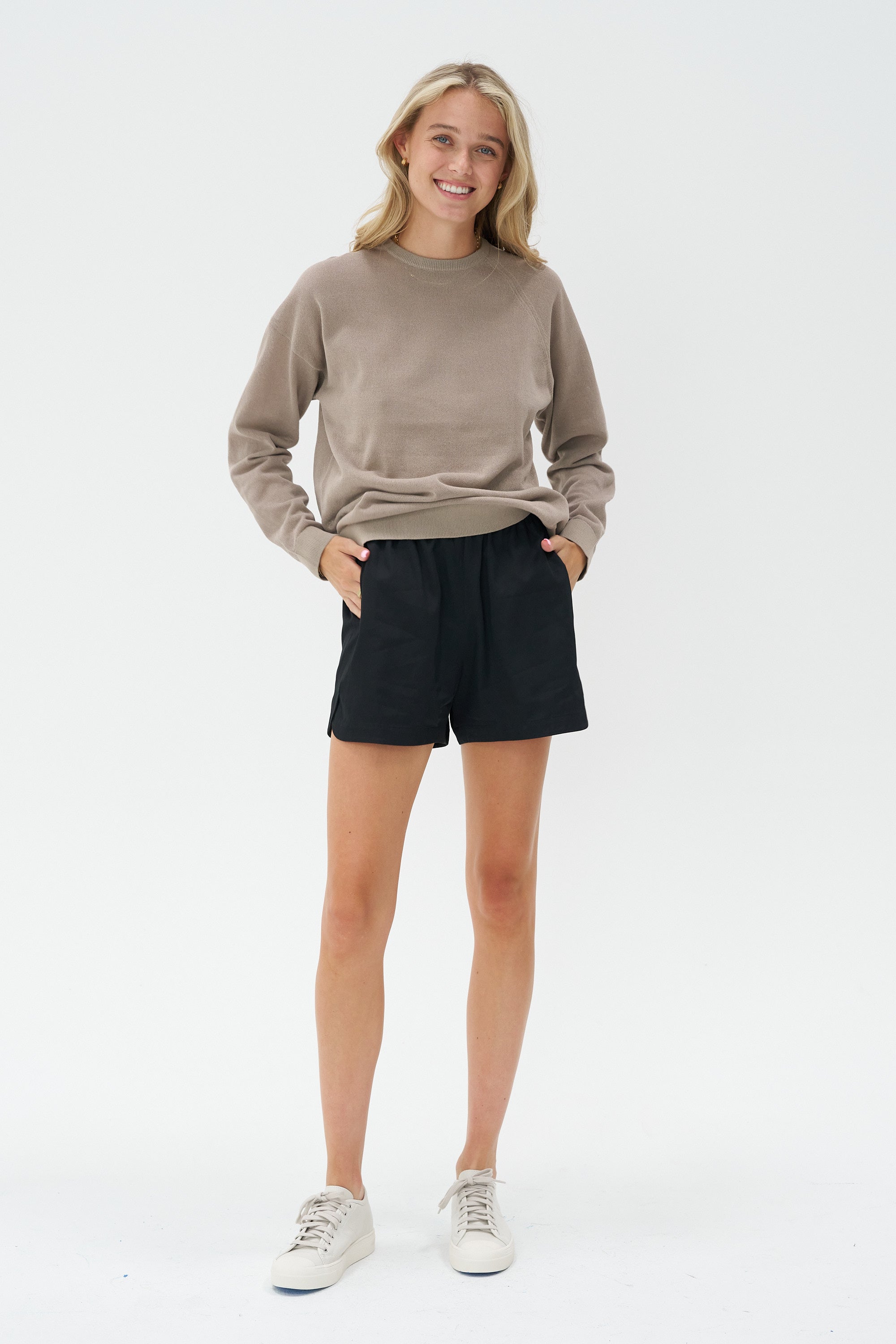 Drapey Pull-on Short, Black