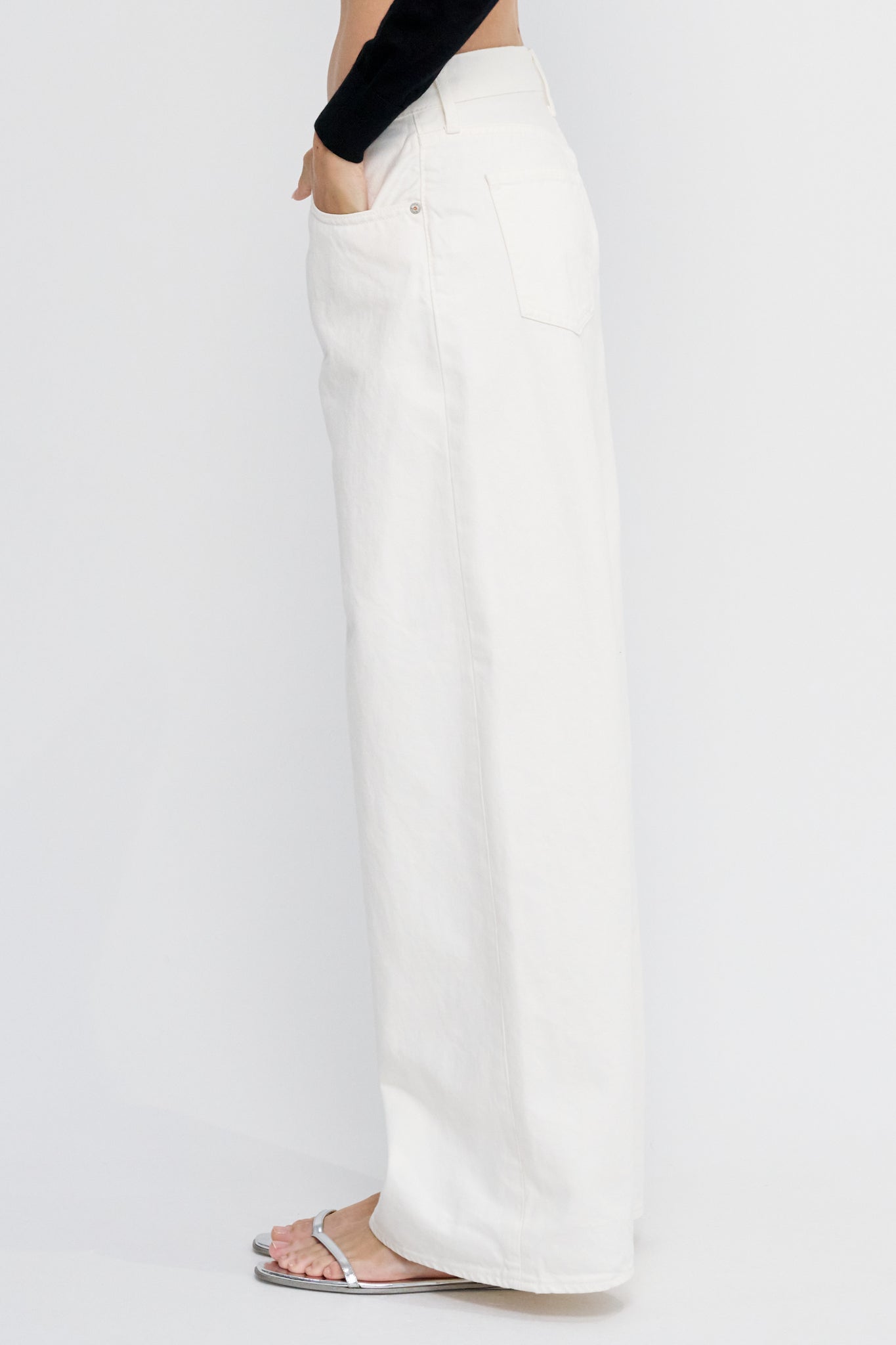 Moussy Tribeca Super Wide Pants, White – Kick Pleat