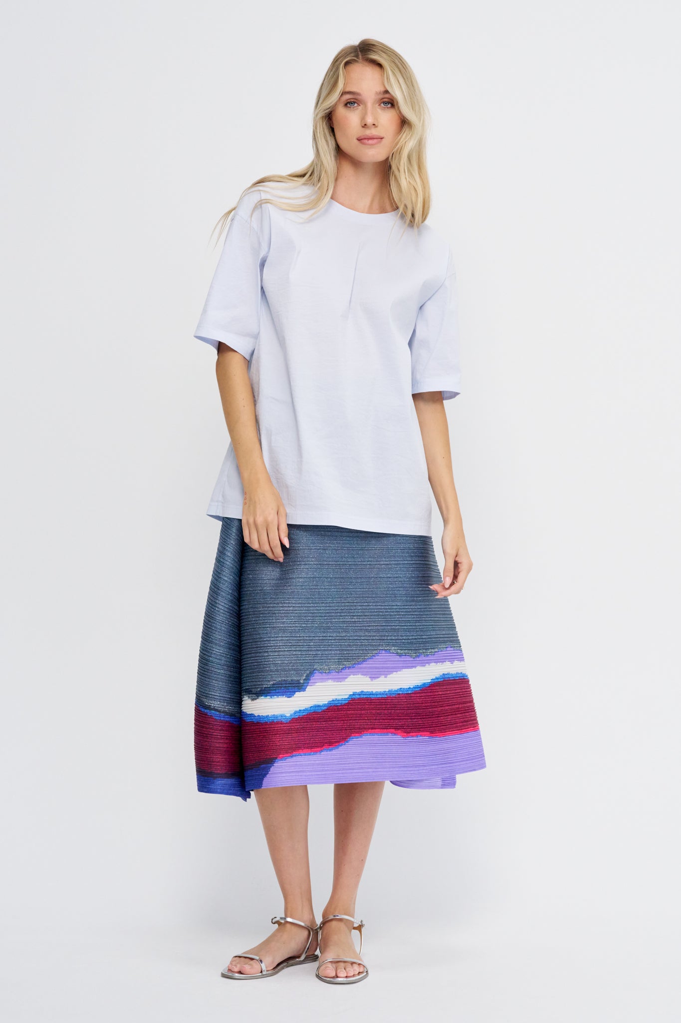 スカート ISSEY MIYAKE MARBLE WASHI WHITE-HUED1 WRINKLED AND TWISTED Skirt Washi White – ISSEY MIYAKE EU