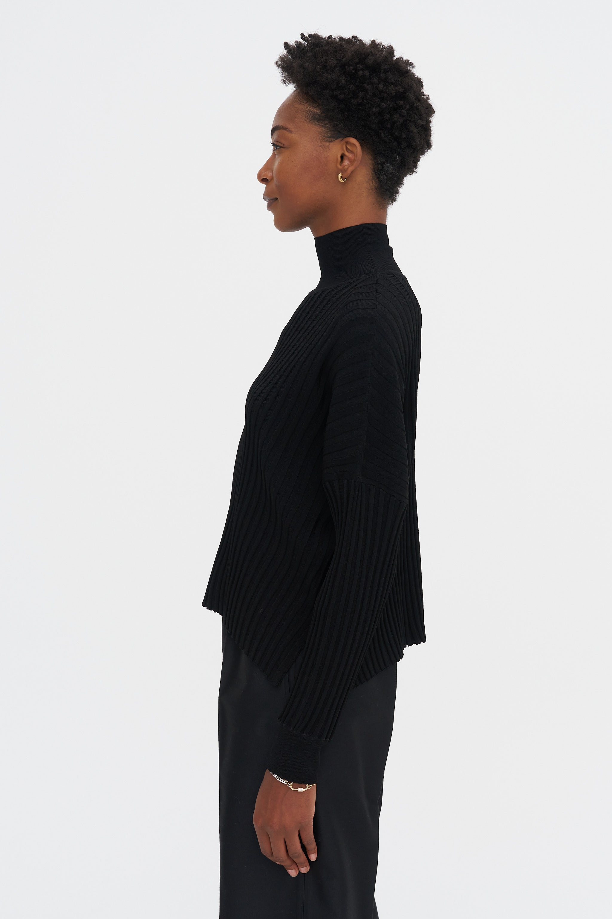 Kasplya - Rib Sweater, Black – Kick Pleat