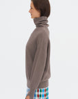 Nora2 - Oversized High Collar Sweater, Chestnut