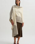 Block Wrap Mantle, White & Grey
