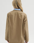 Salle Top, Khaki