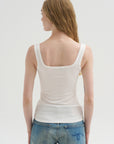 Sawyer Tank, Blanc
