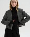 Harriet Top, Black