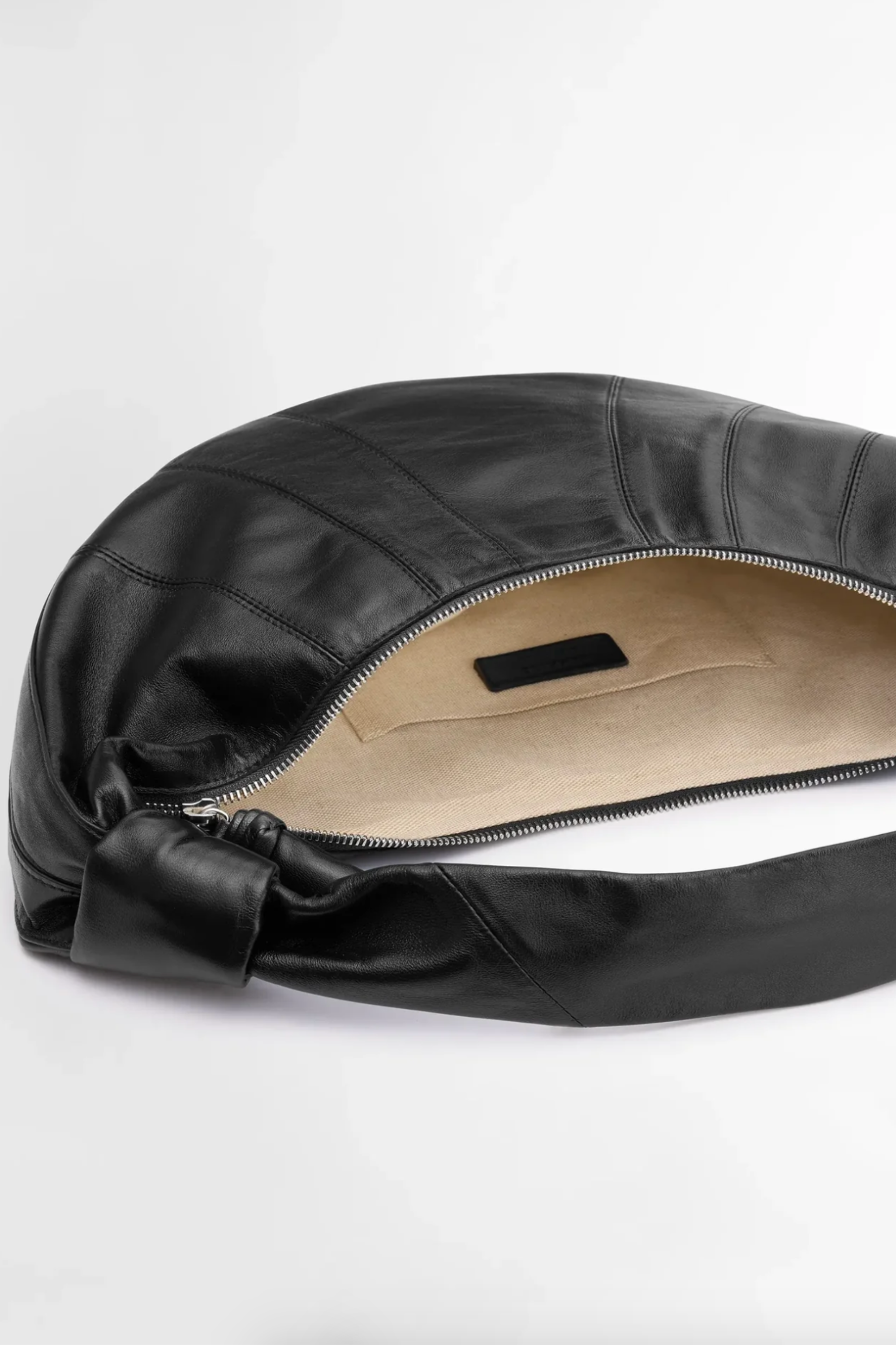 Lemaire Fortune Croissant ソフトナッパバッグ ブラック Lemaire Fortune Croissant Bag – Kick Pleat