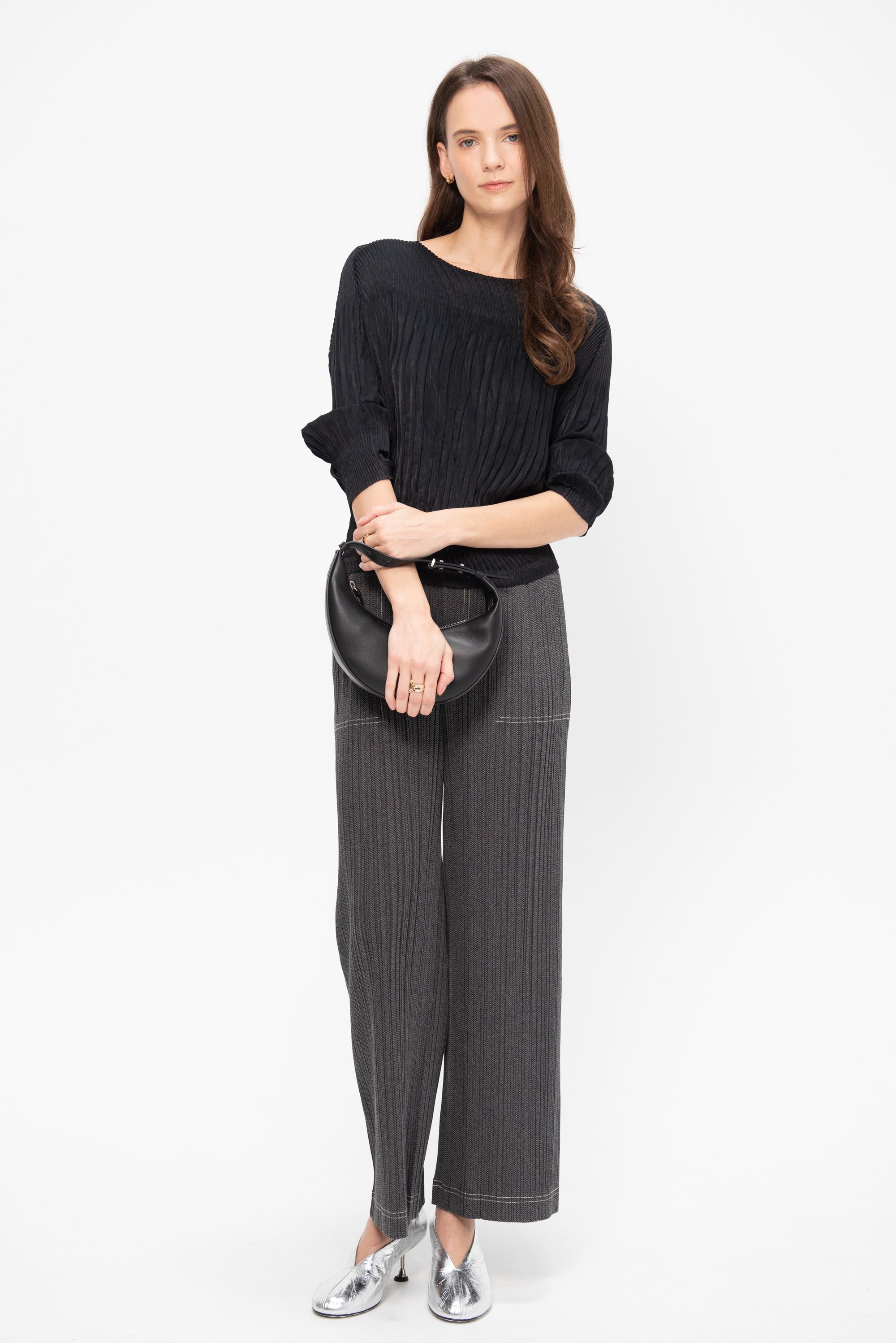 Suede Like Puff Pleats, Black