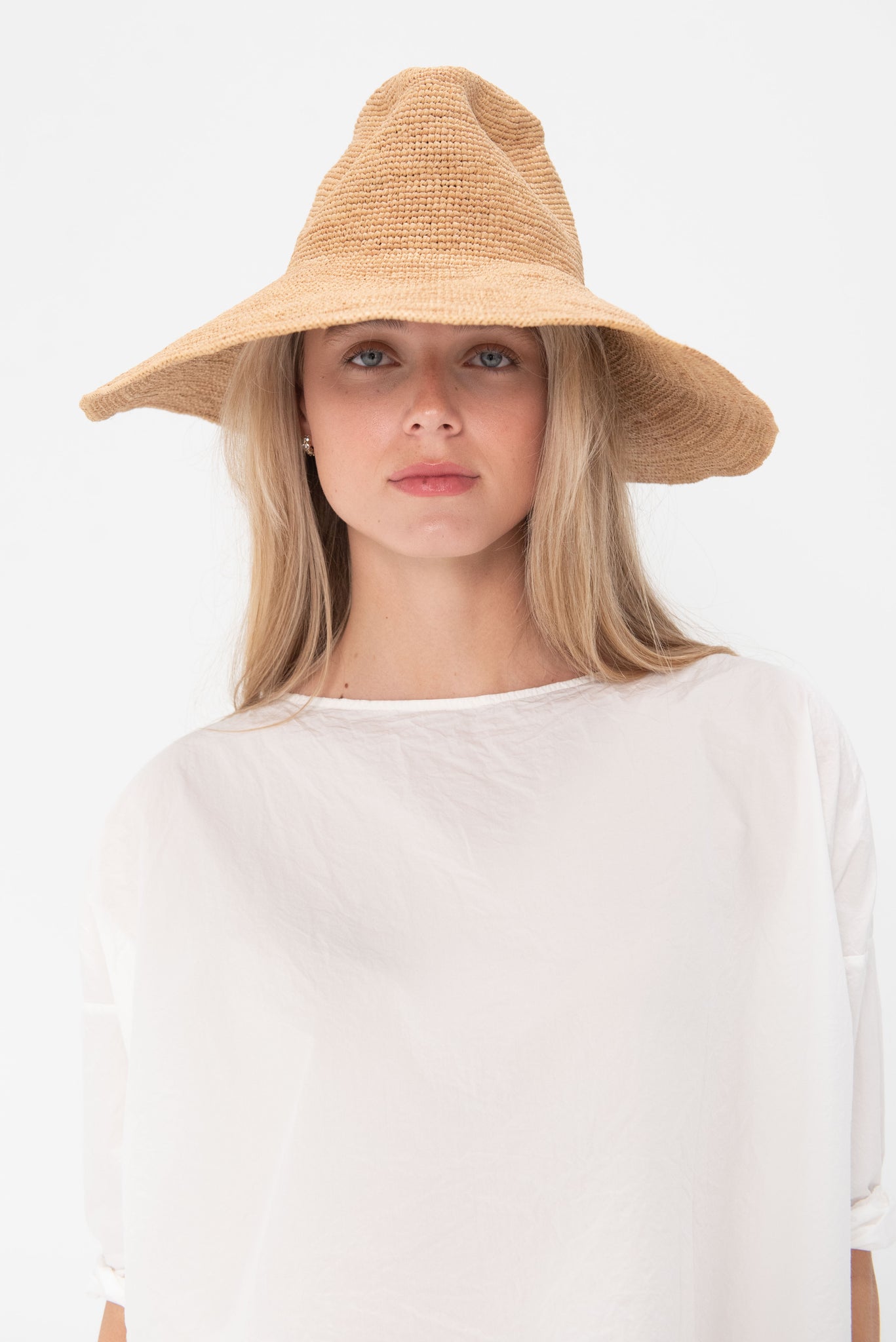 JANESSA LEONE - Waverly Hat, Sand