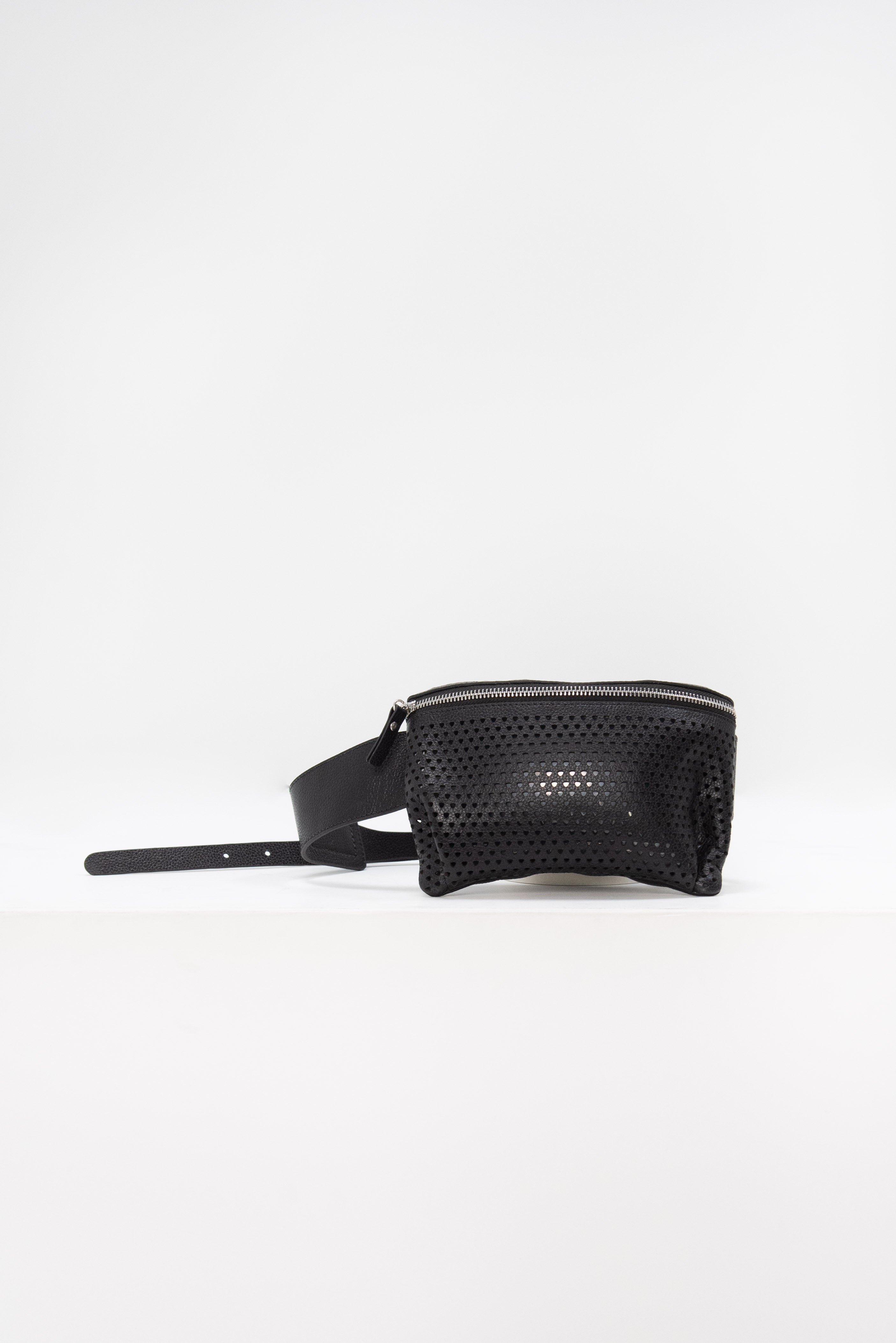 Rachel Comey Hagen Fanny Pack Black Kick Pleat