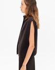 Zipped Sleeveless Cardigan, Brown