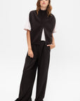 Zipped Sleeveless Cardigan, Brown