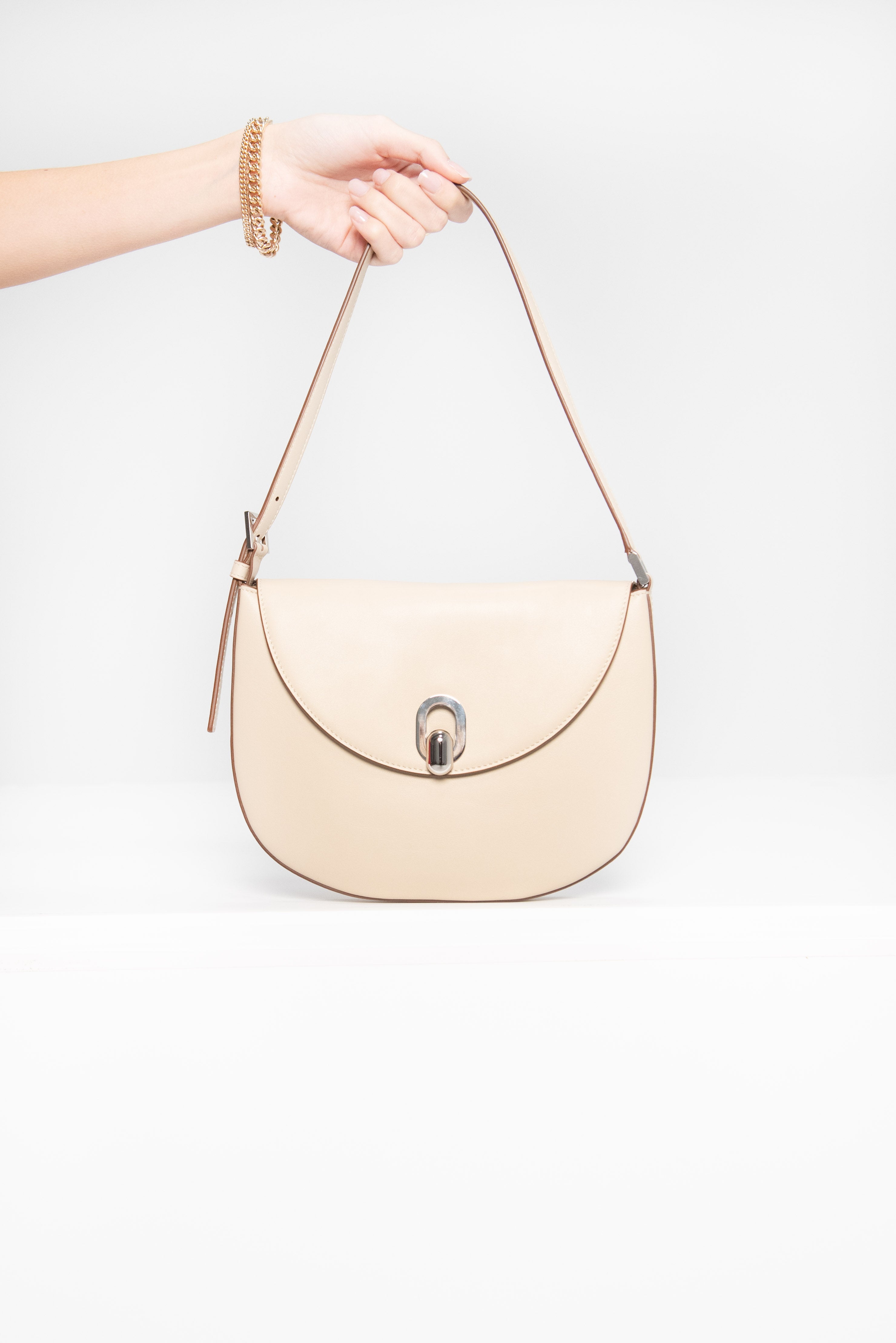 Savette Small Tondo Hobo – Kick Pleat