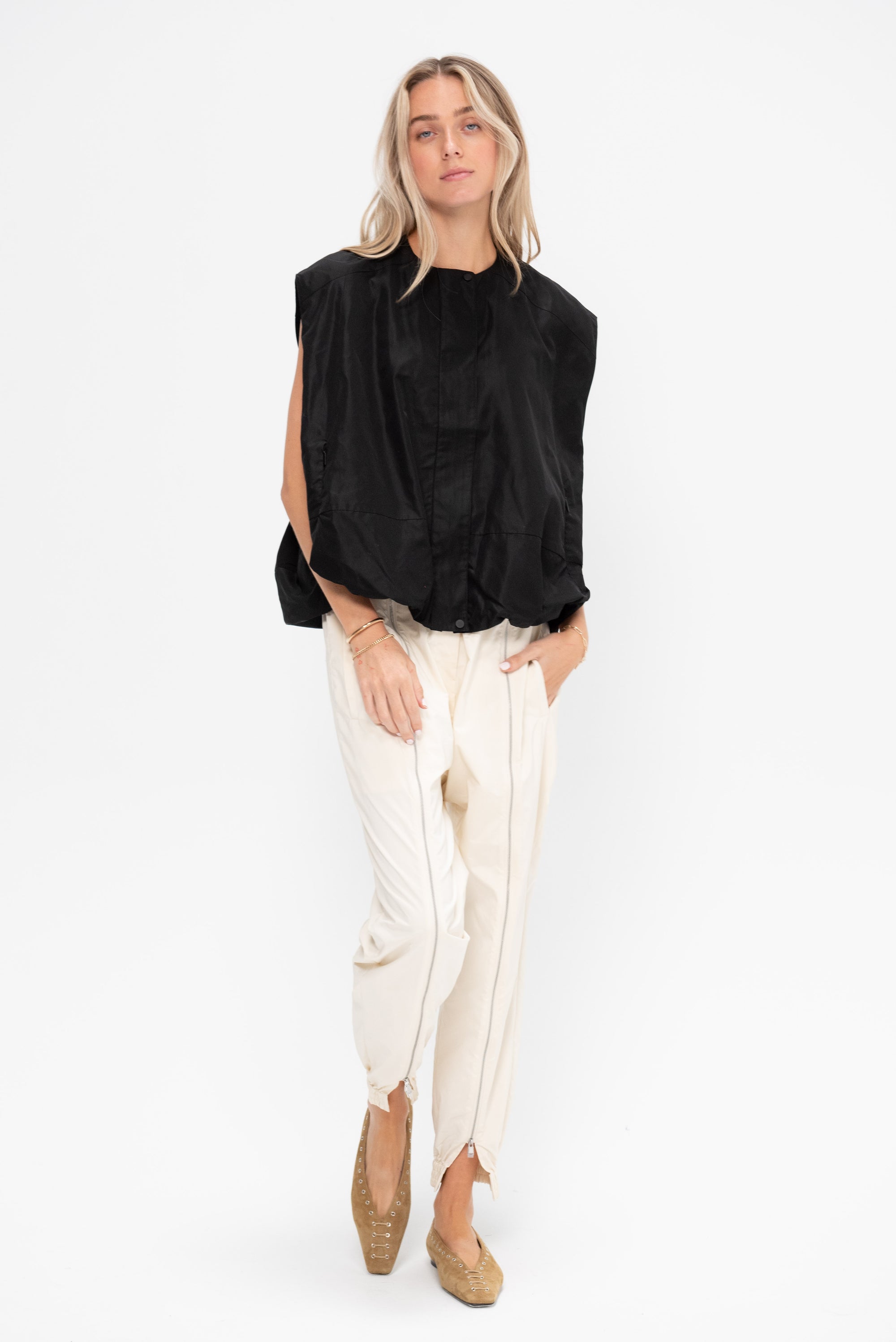 Nylon Zipper Jogger - Short