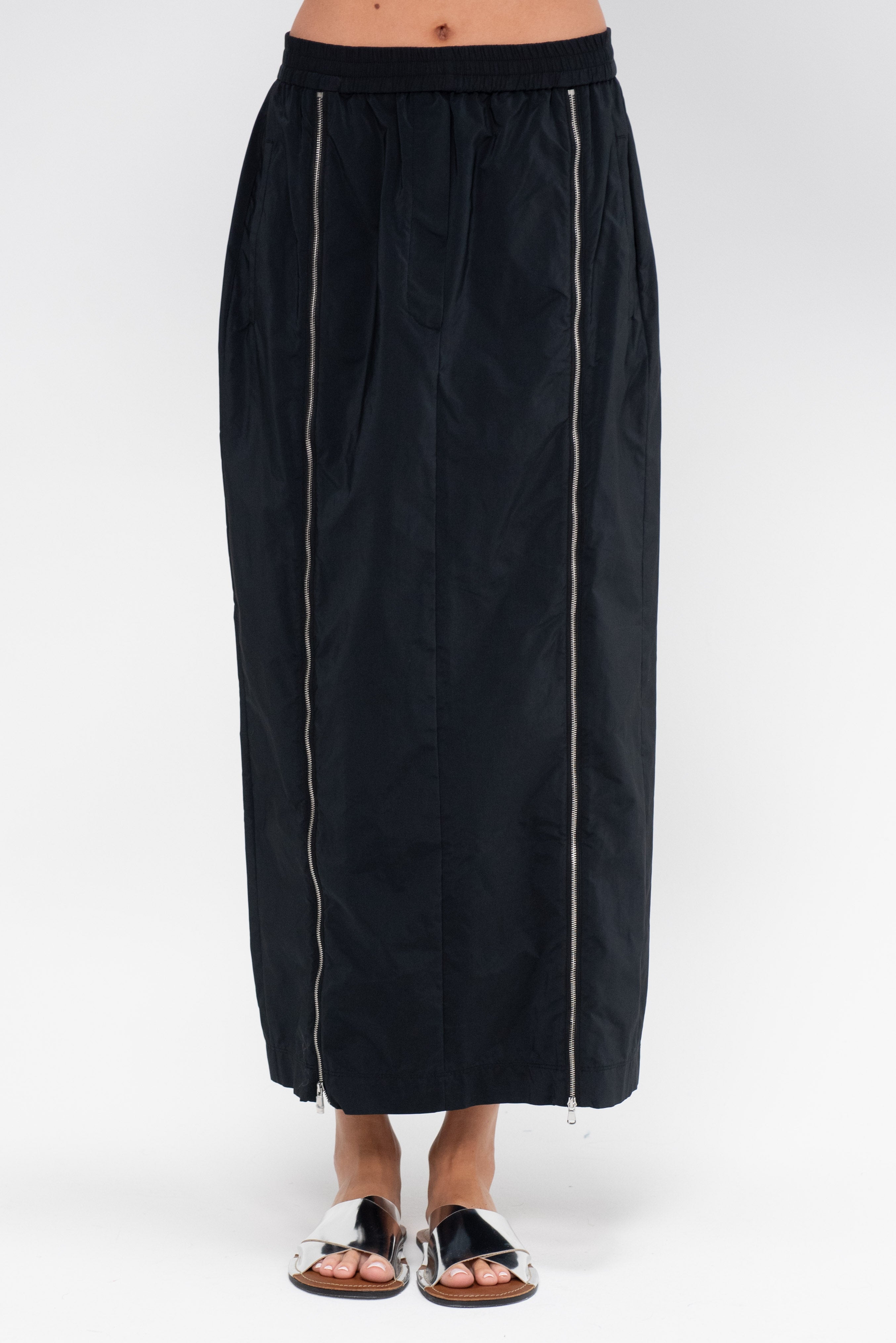 Tibi Maxi Skirt Zipper Nylon, Black – Kick Pleat Tibi Maxi Skirt Zipper Nylon, Black – Kick Pleat