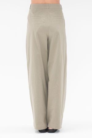 Proenza Schouler White Label - Helena Pant in Solid Crinkle Cotton, Bayleaf