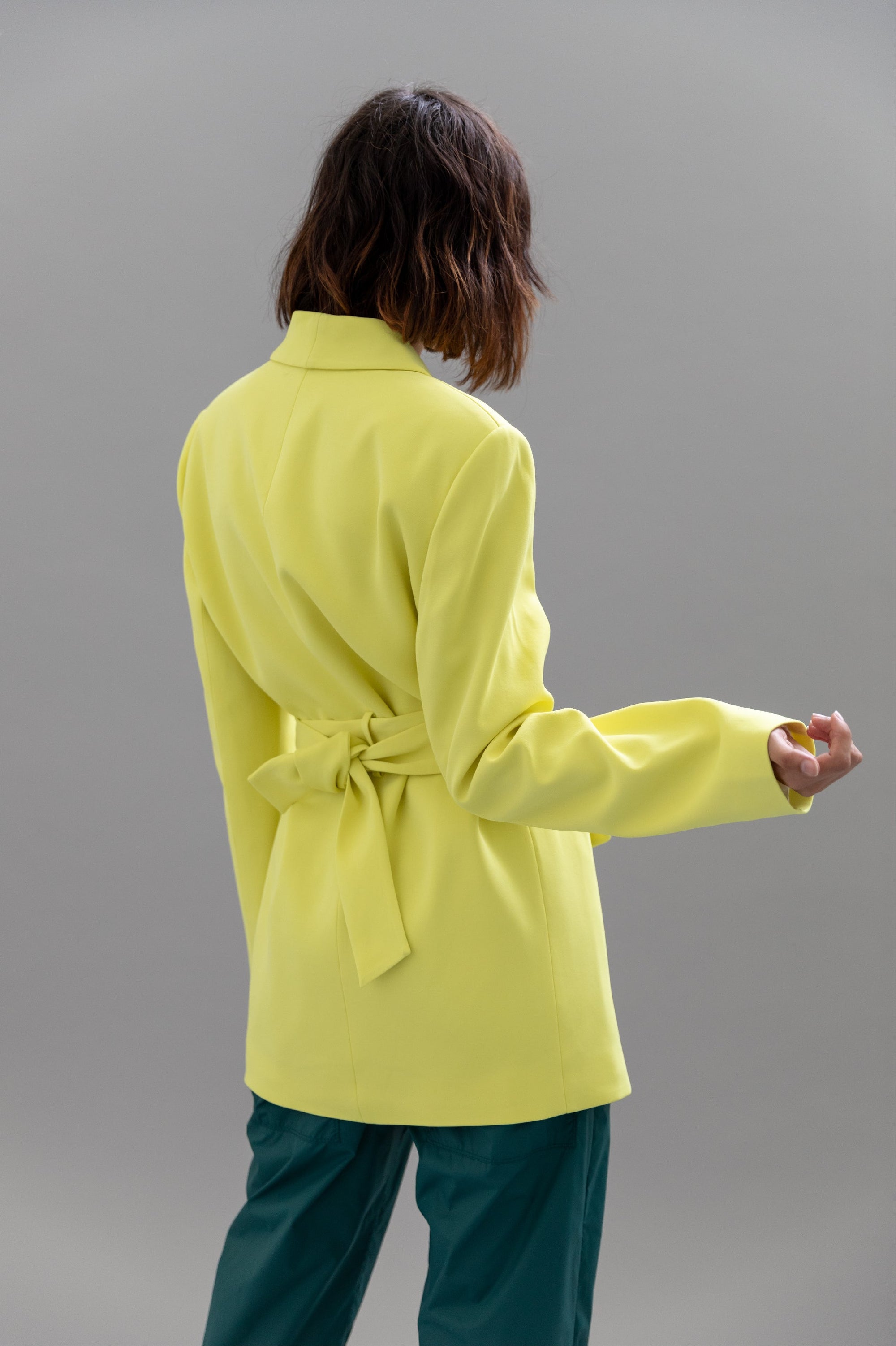 How to Live in — Tonal Dressing