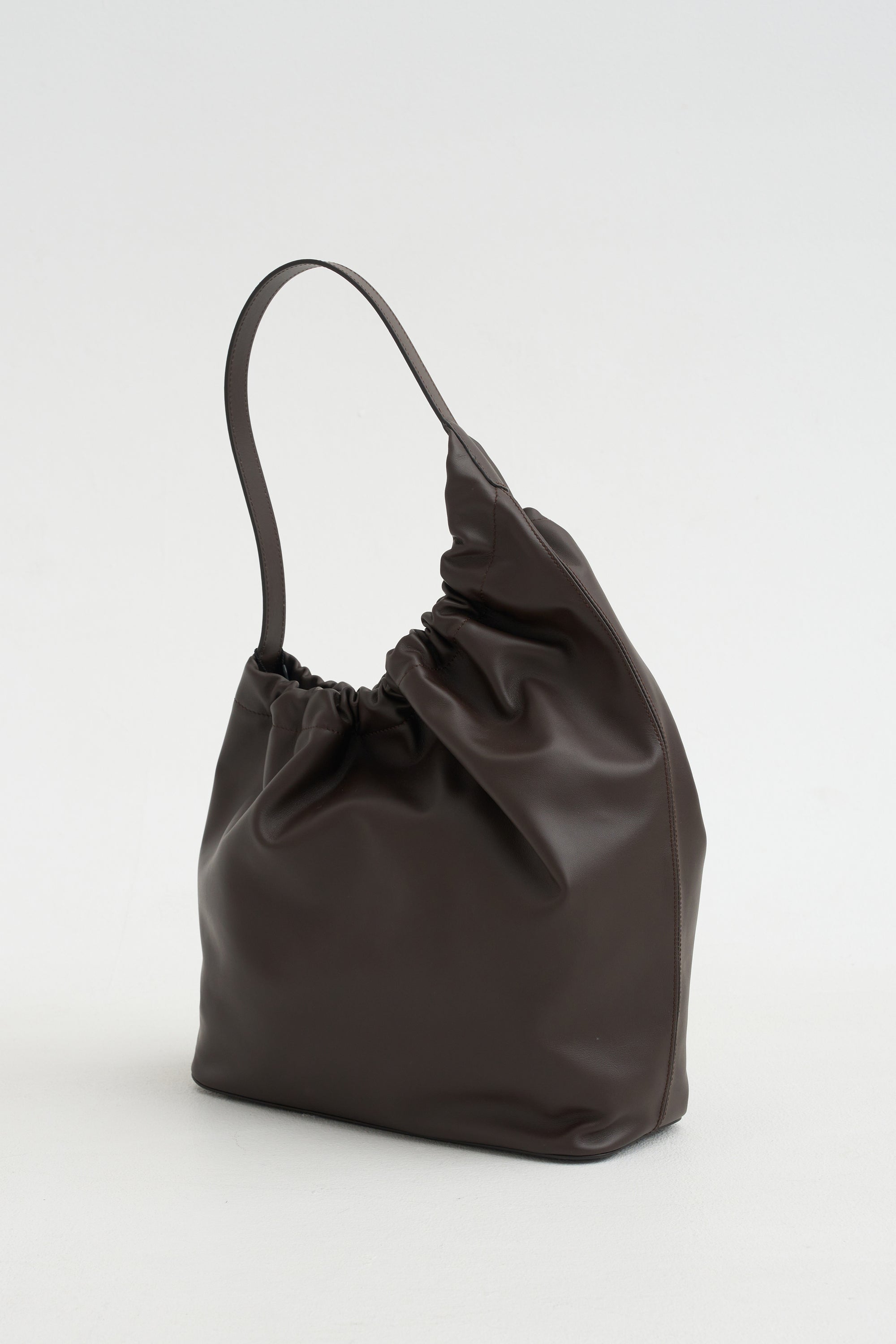 Demi Lune Cloud, Tobacco