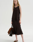 Slip Skirt, Melasse
