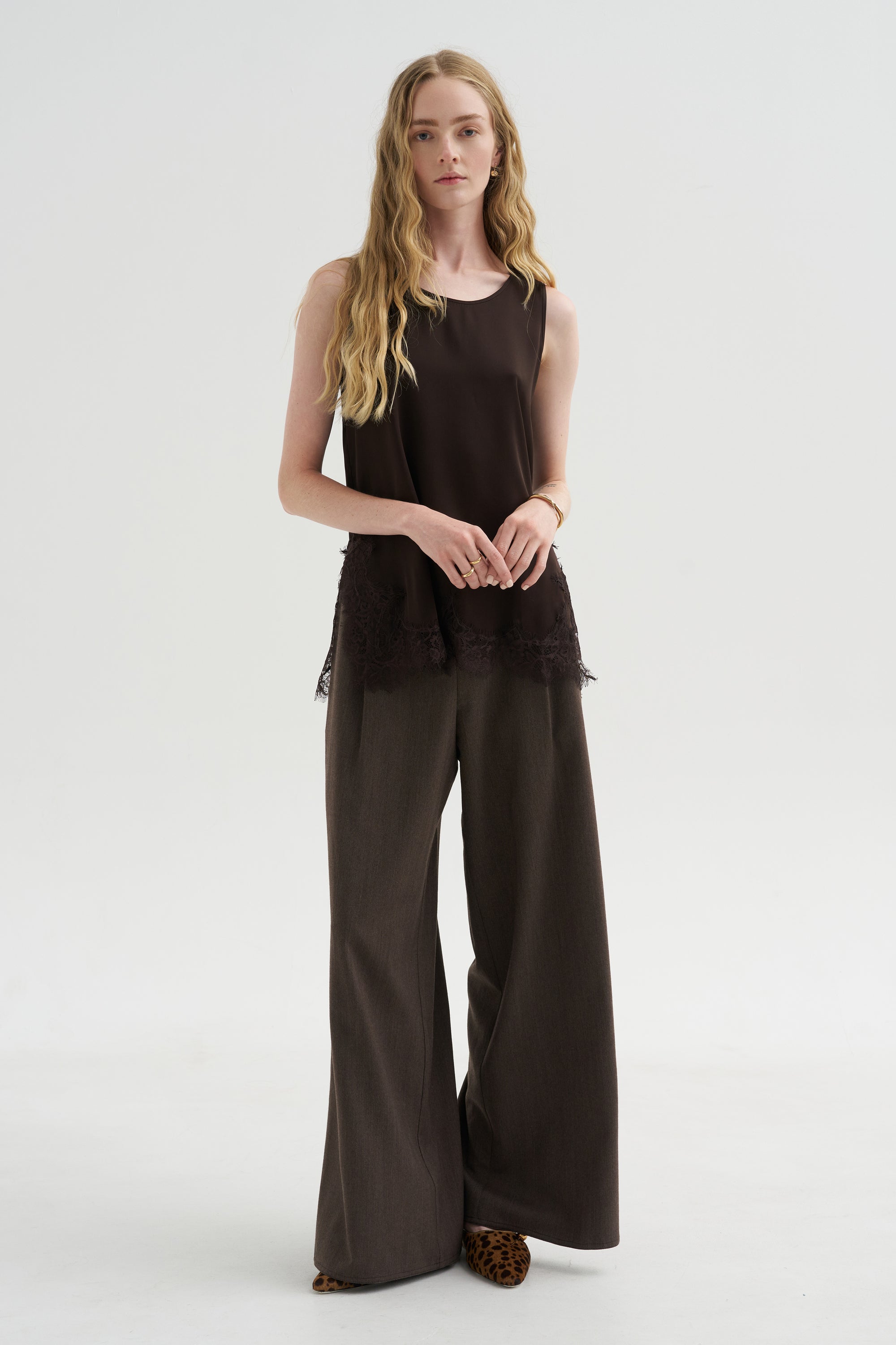 Sleeveless Tank, Melasse