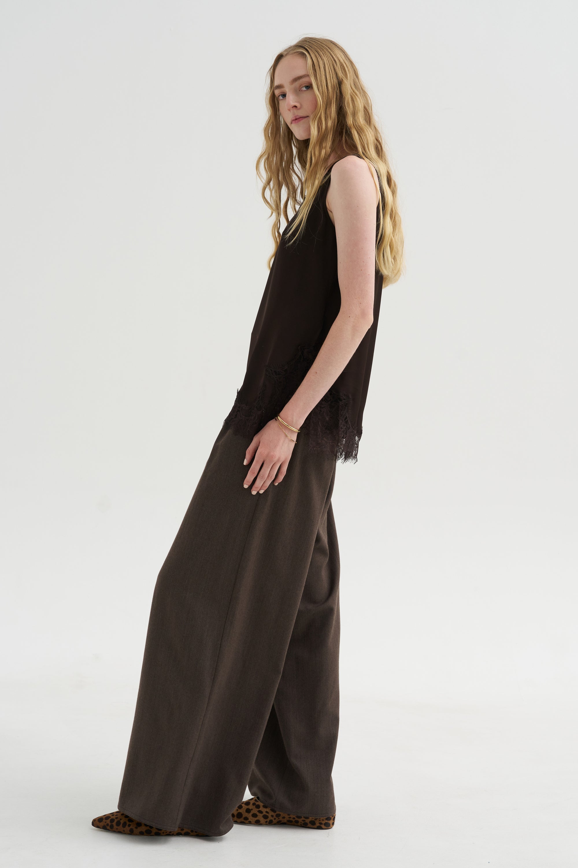 Sleeveless Tank, Melasse