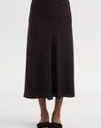 Slip Skirt, Melasse