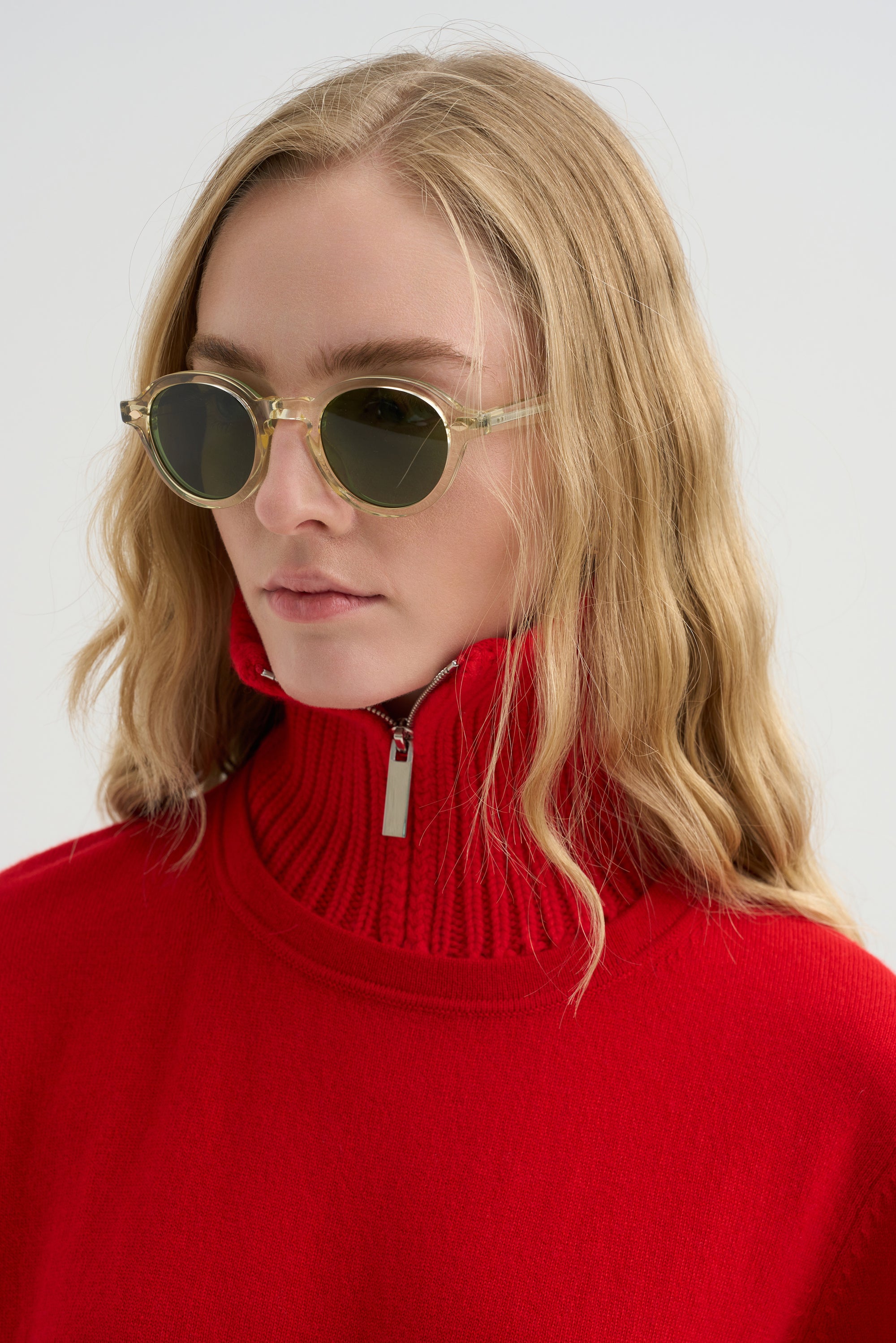 Collar With Zip