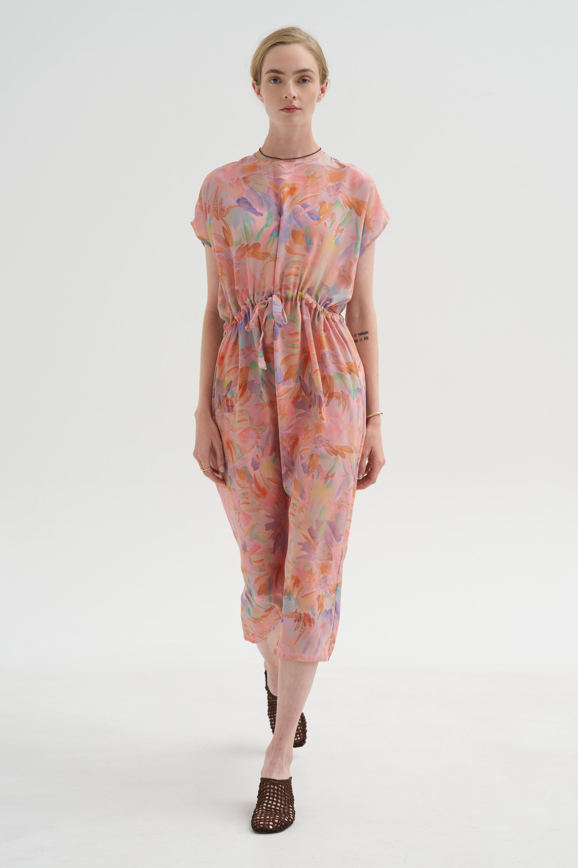 Simple Dress, Pink Bouquet