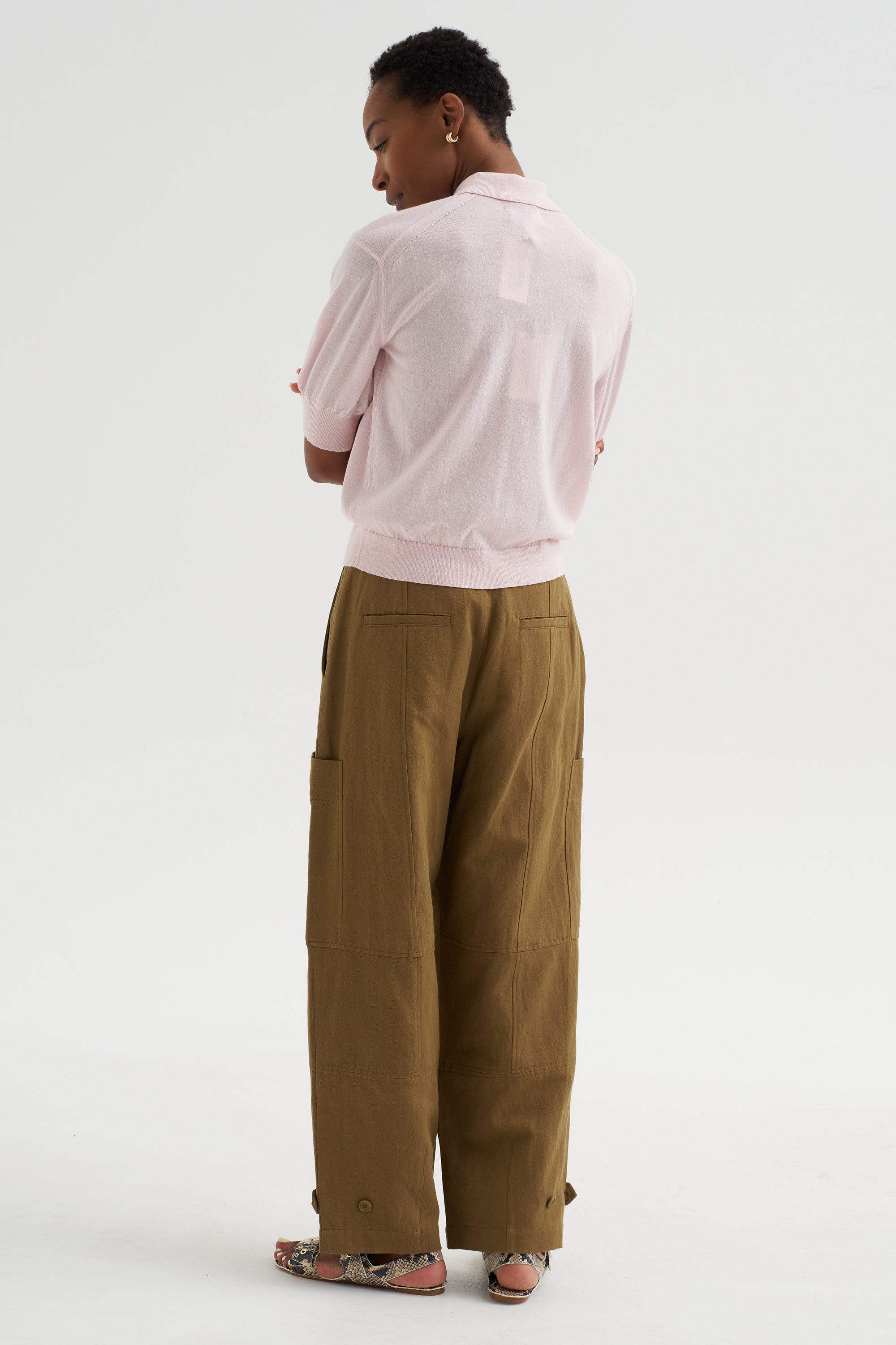 Juna - Mid-Rise Relaxed Cargo Pant, Tobacco