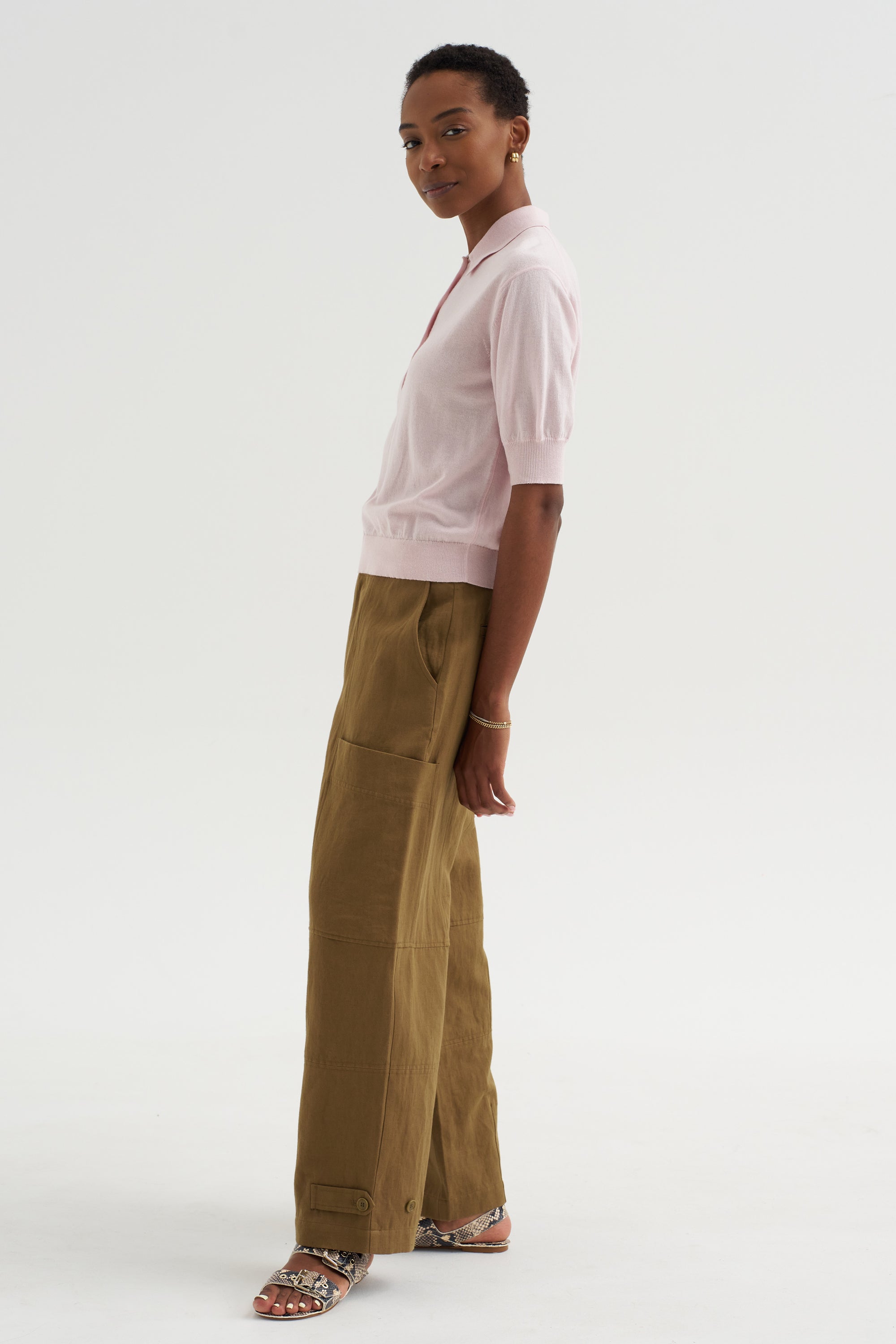 Juna - Mid-Rise Relaxed Cargo Pant, Tobacco