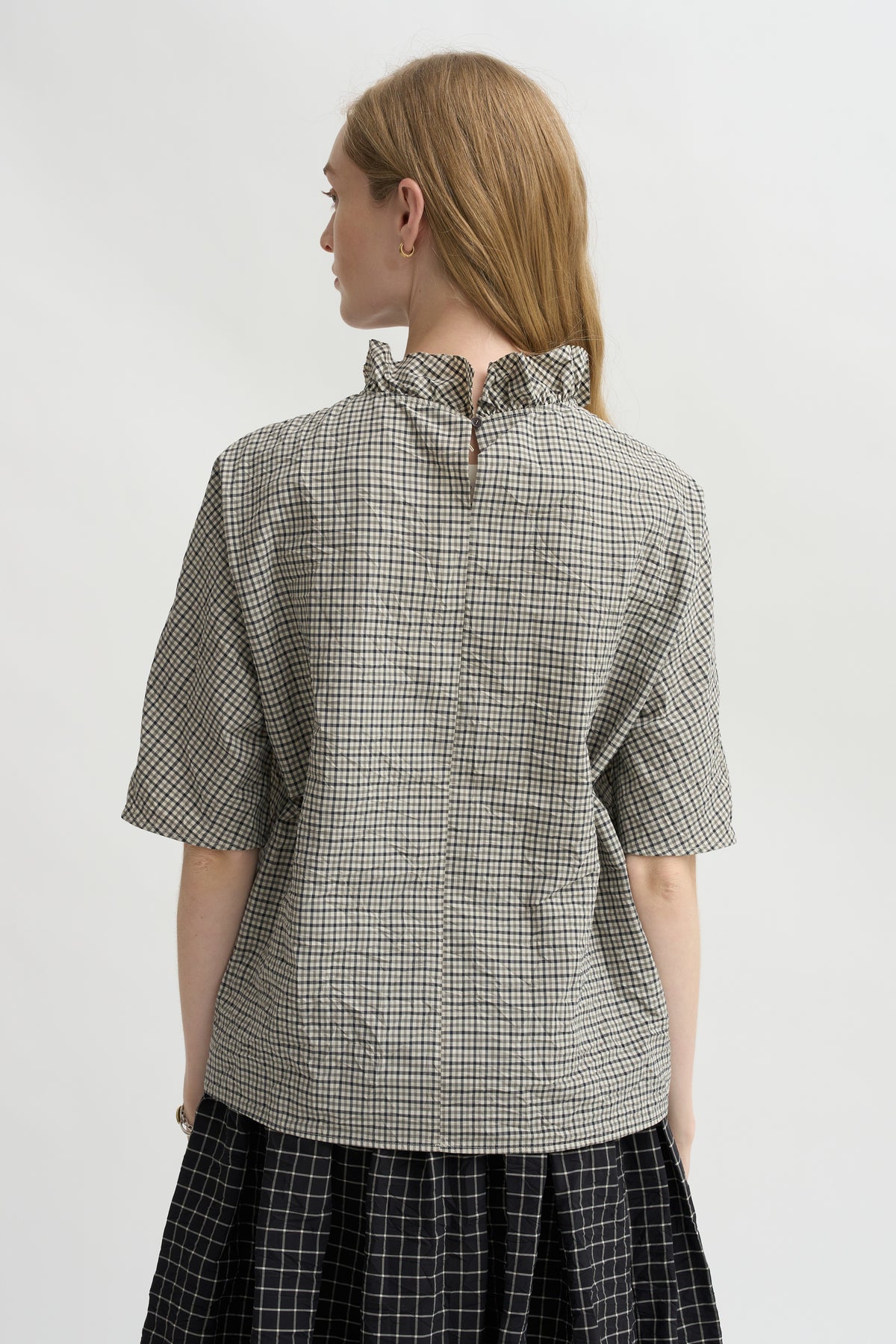 Short Sleeve Ruffle Shirt, Natural Cement