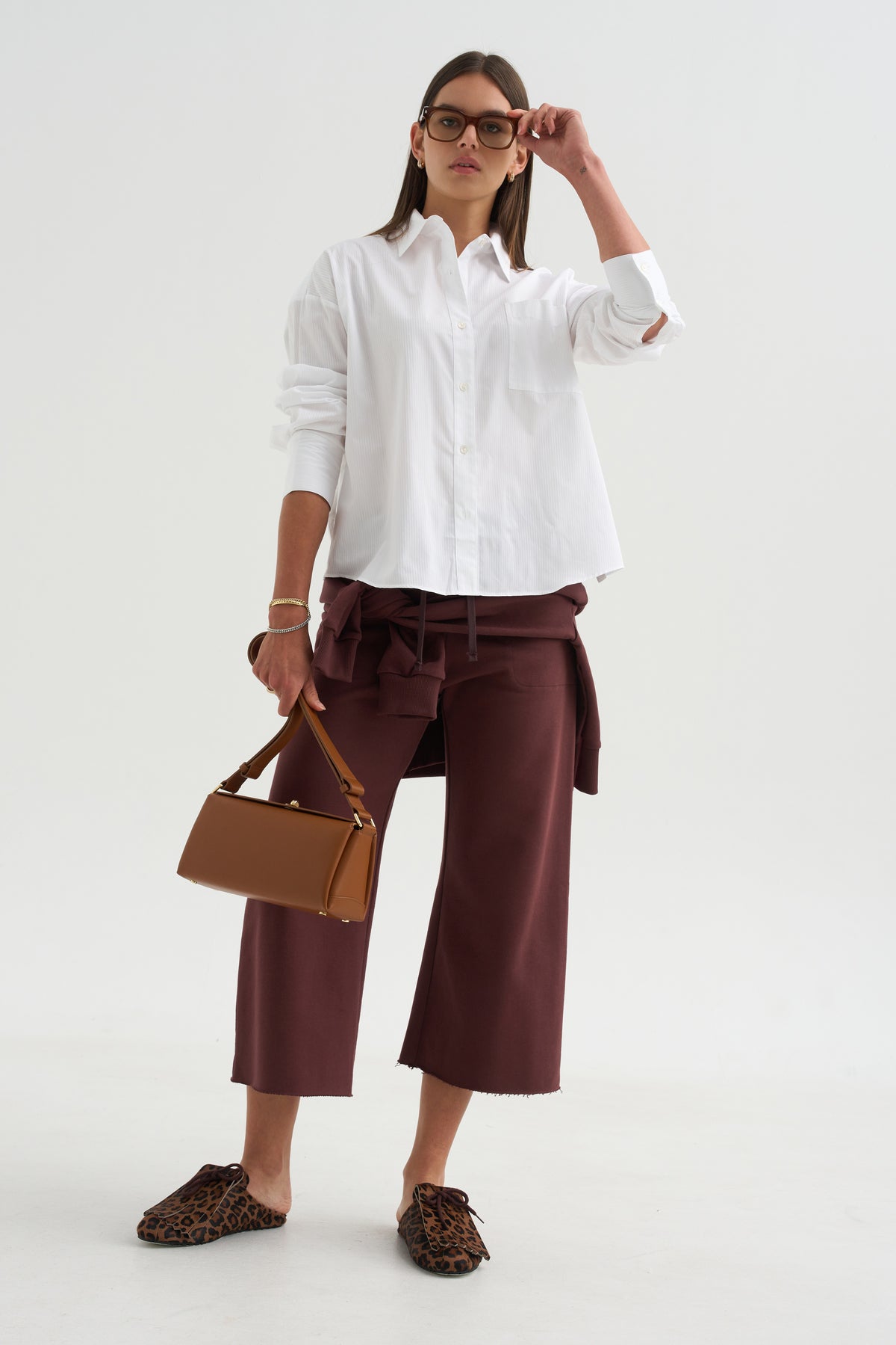 Kane - Cropped Wide Sweatpants, Oxblood