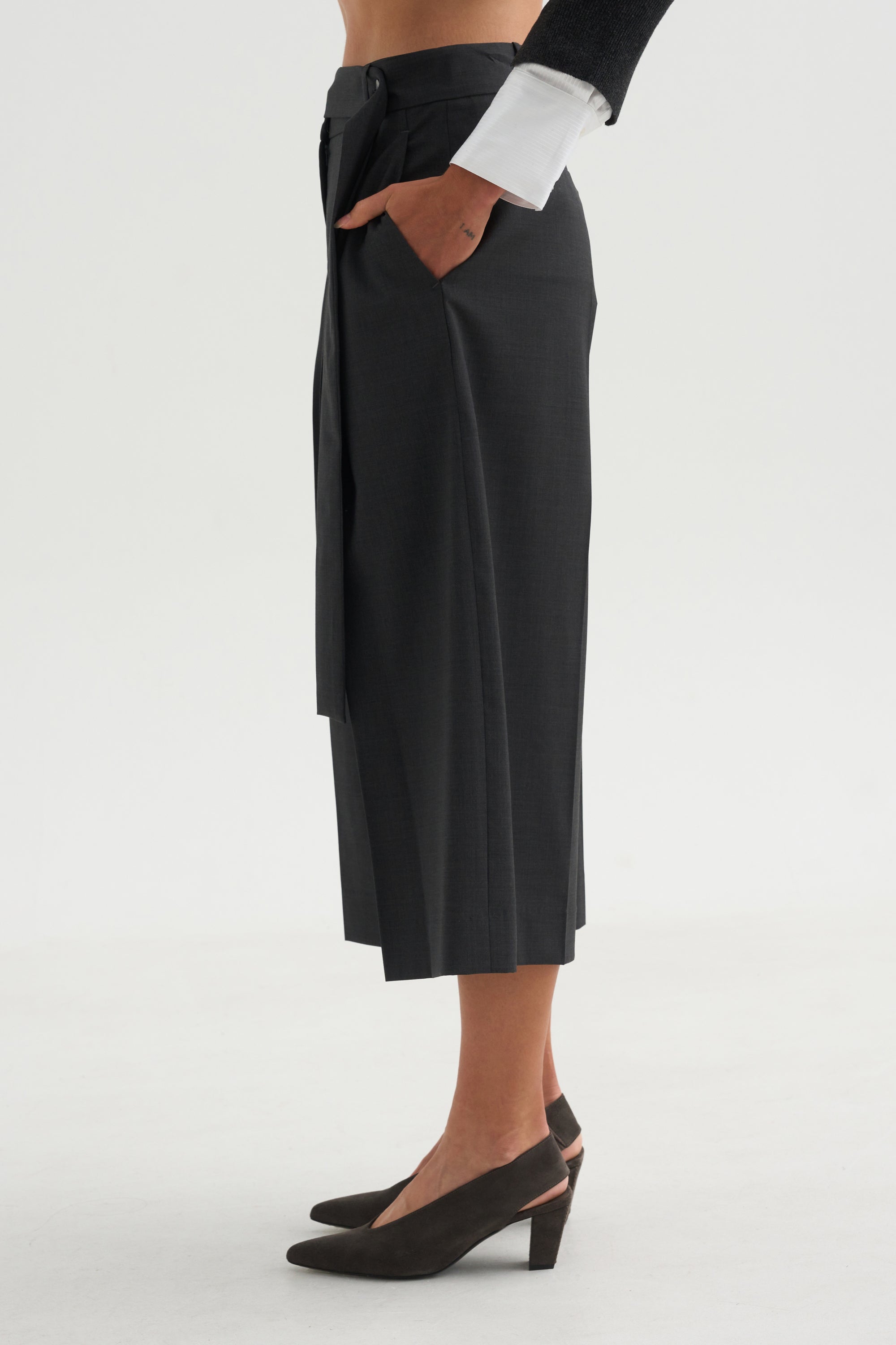 Reeve Culotte With Belt, Charcoal