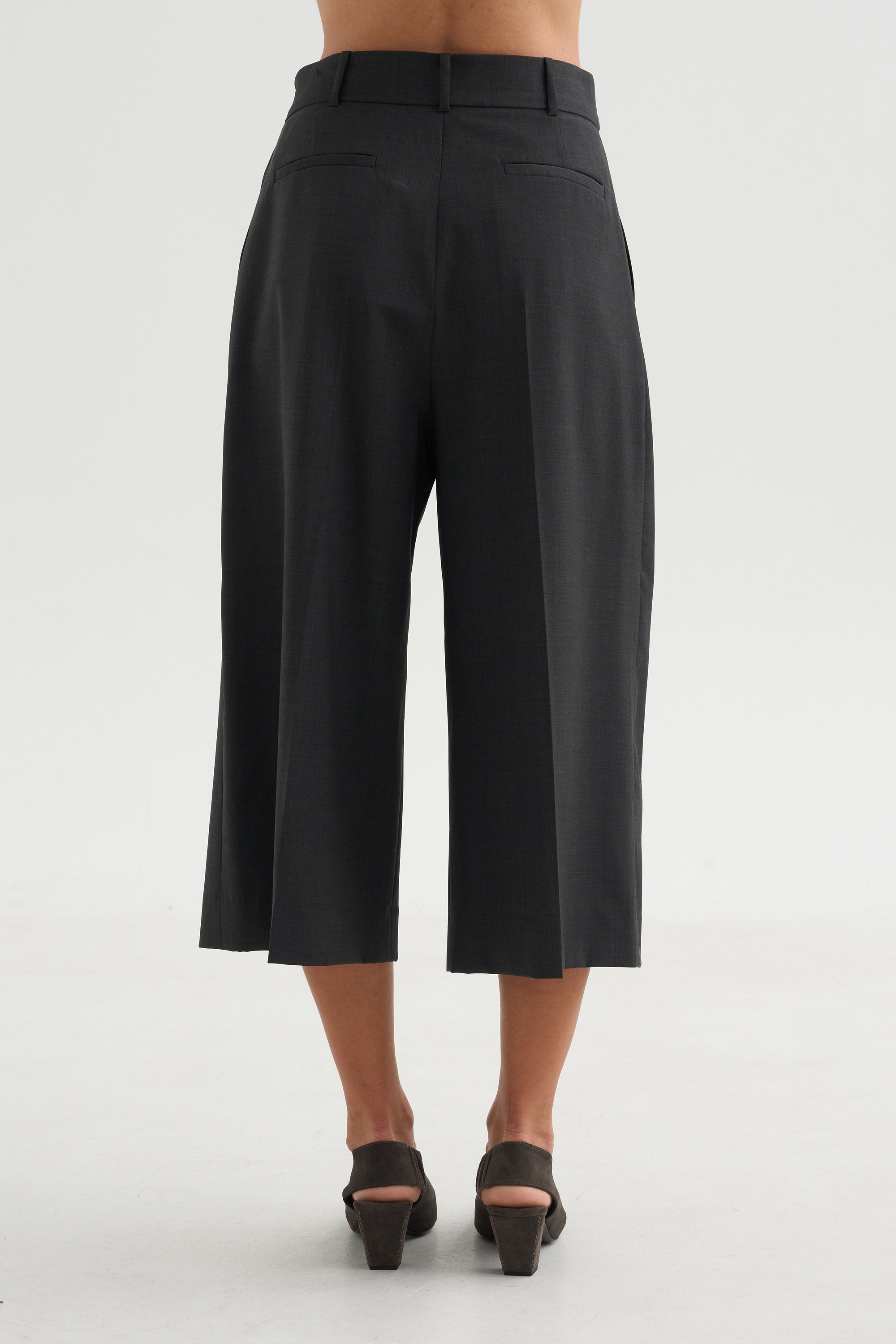 Reeve Culotte With Belt, Charcoal