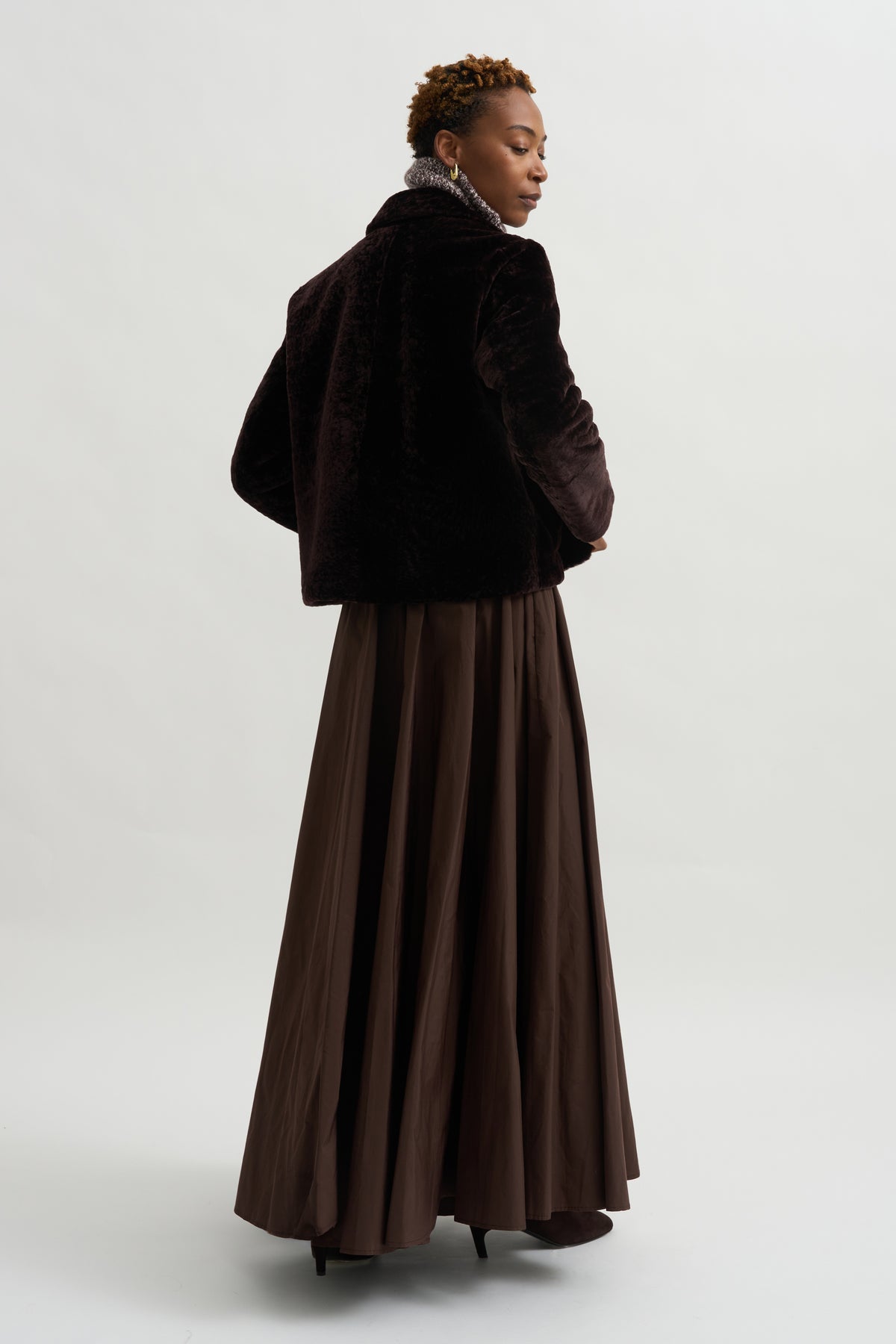 Emy - Merino Velvet, Coffee Bean