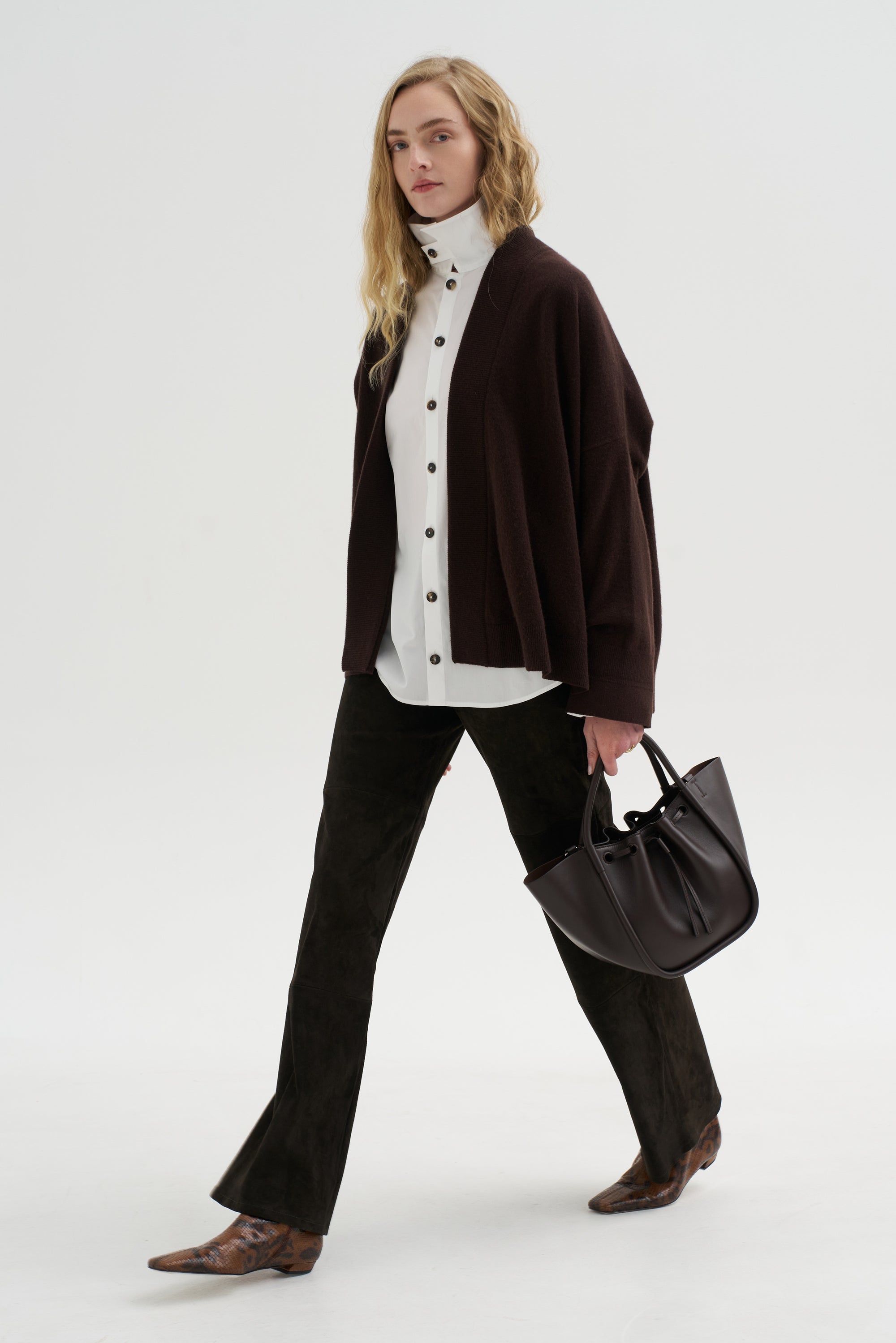 Karina - Stretch Suede, Iron