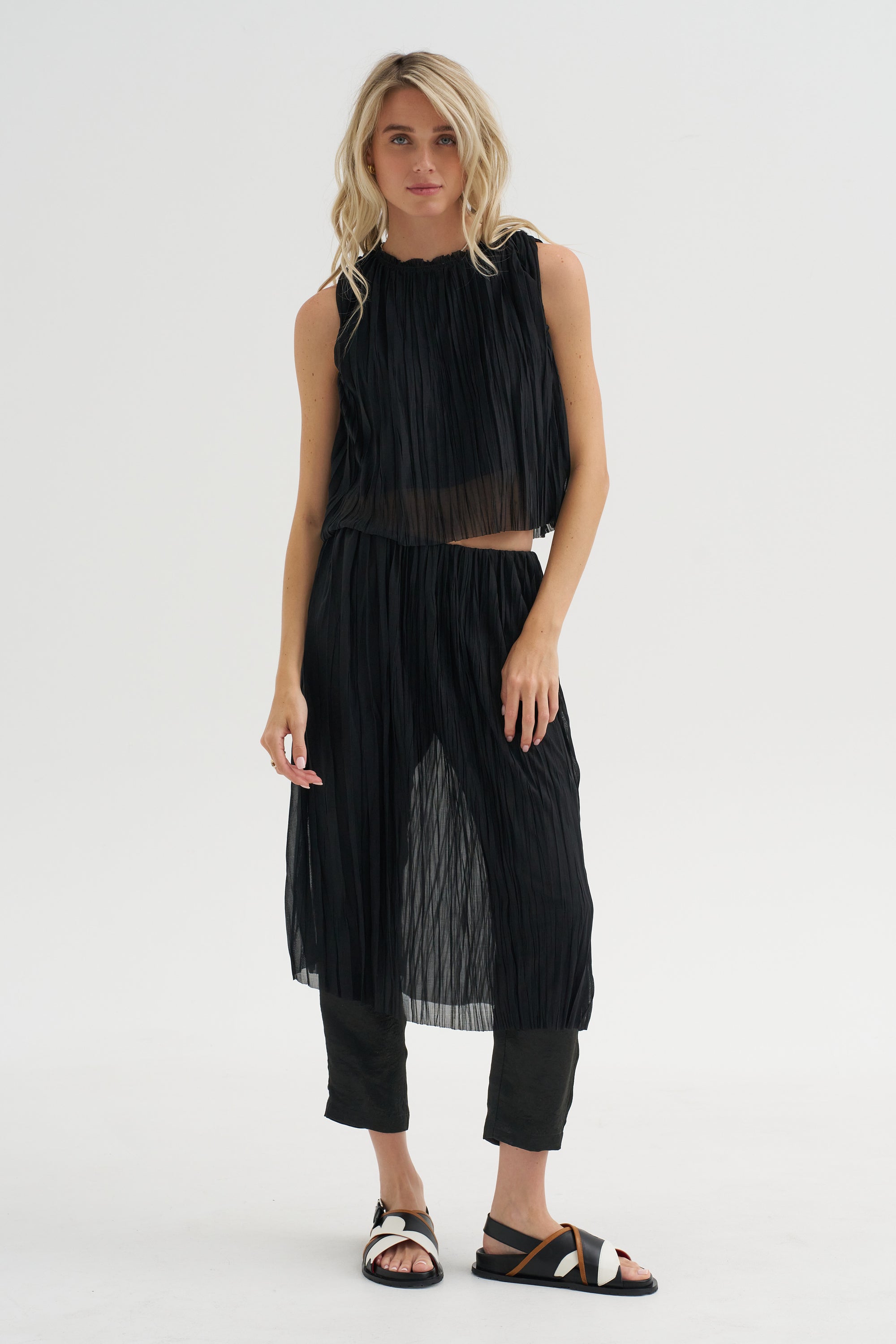 Random Pleats Chiffon Skirt Pant, Black