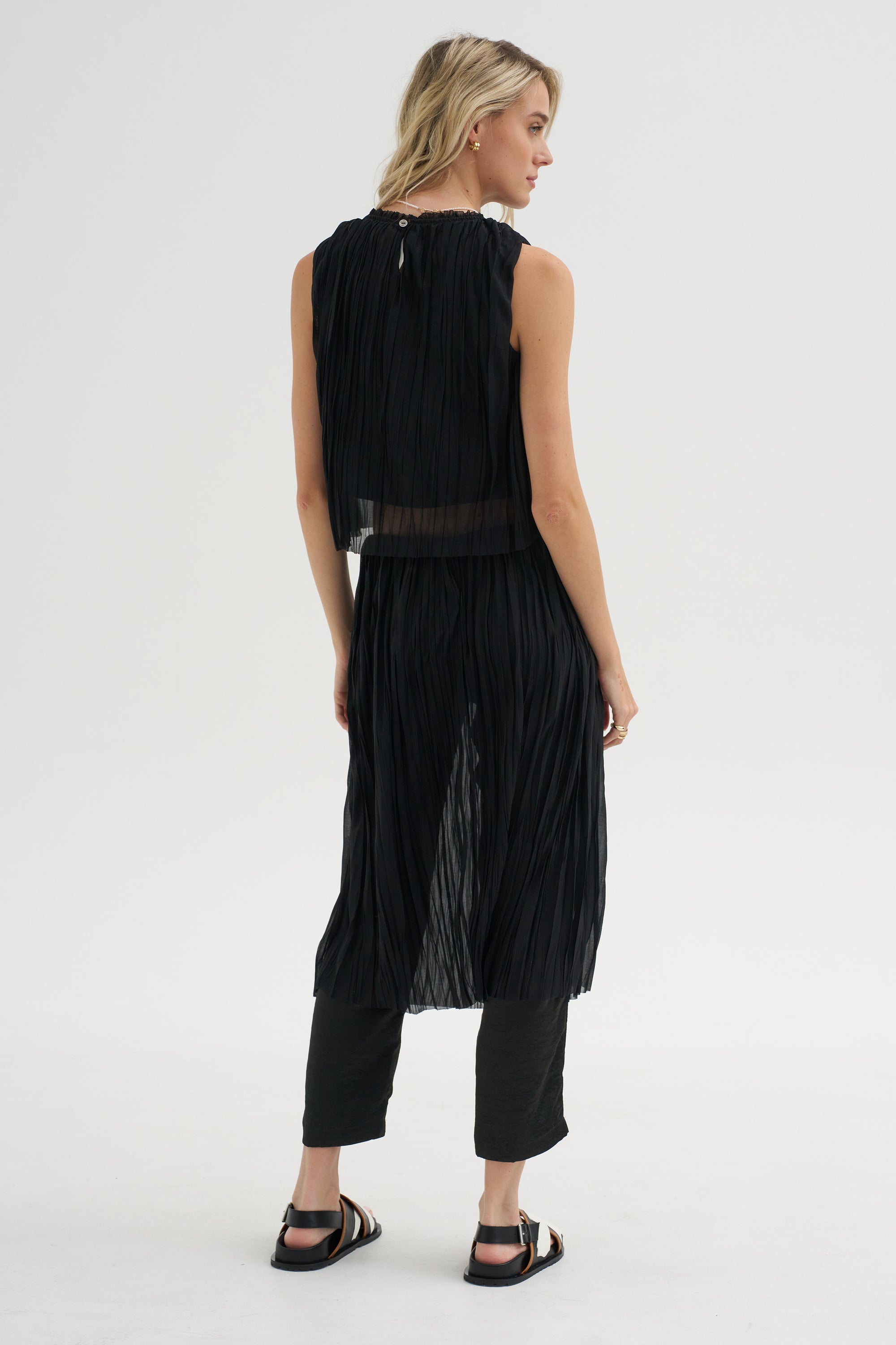 Random Pleats Chiffon Skirt Pant, Black