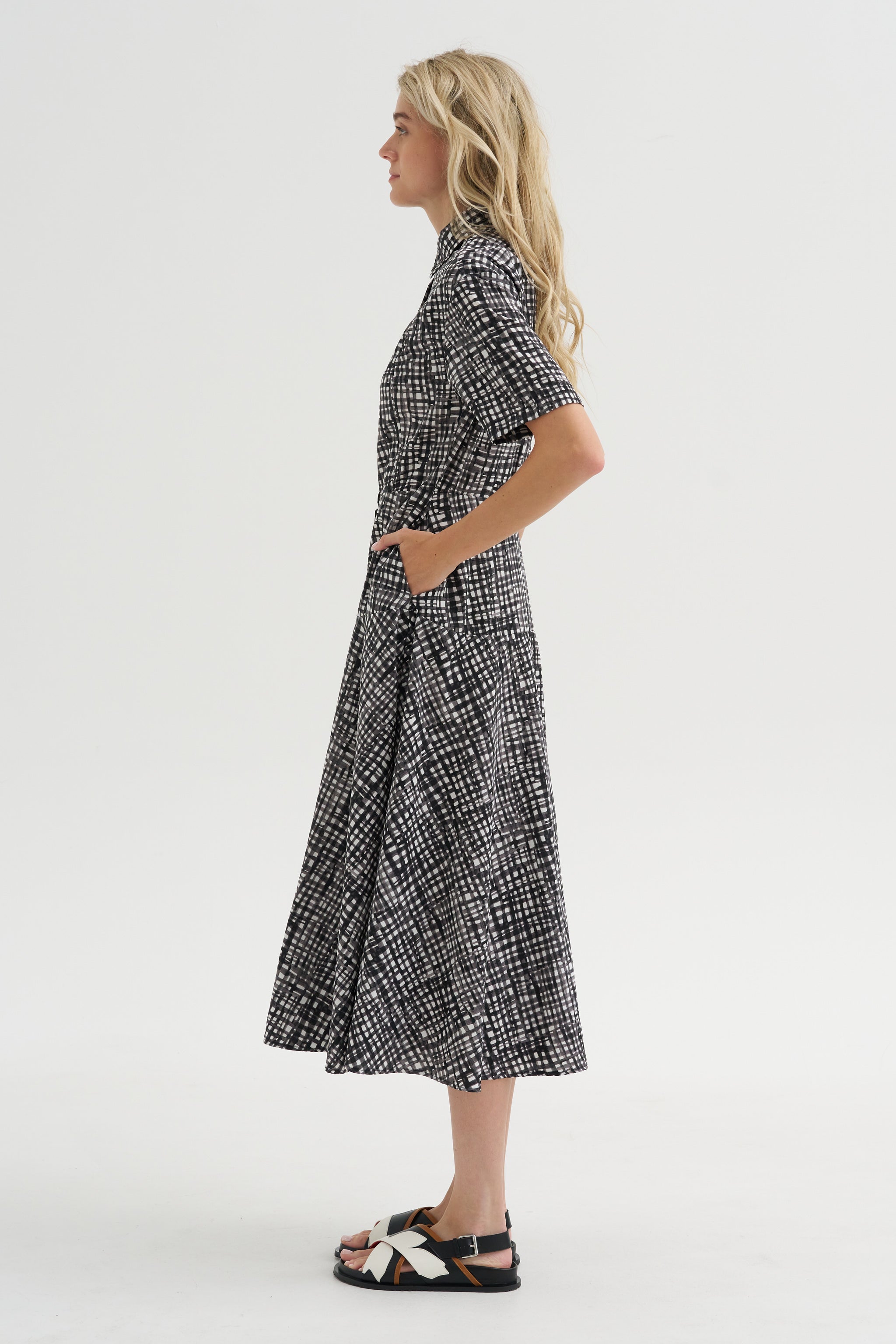 Paneled Shirt Dress, White & Black – Kick Pleat