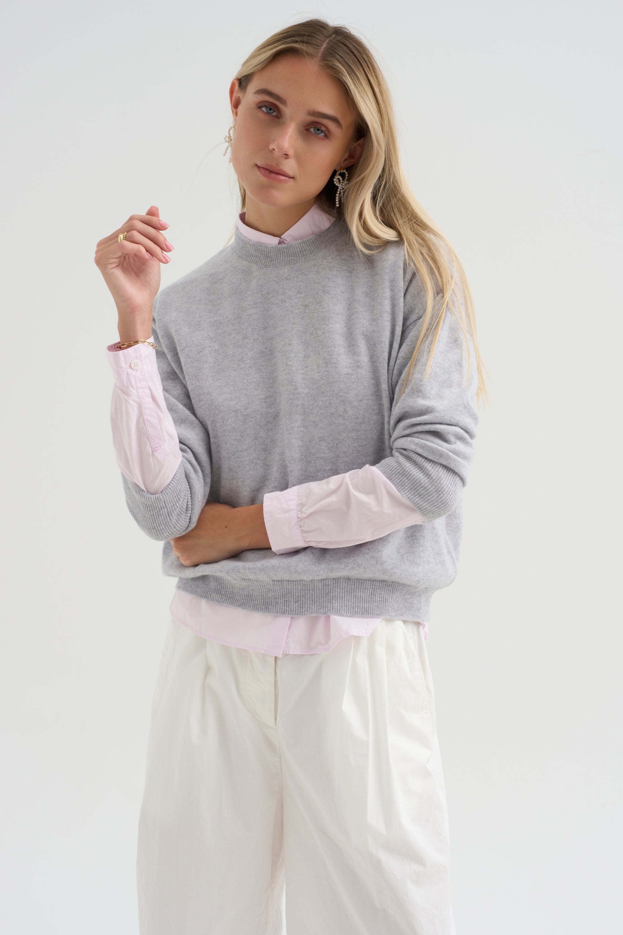 Rina Pulli, Fog