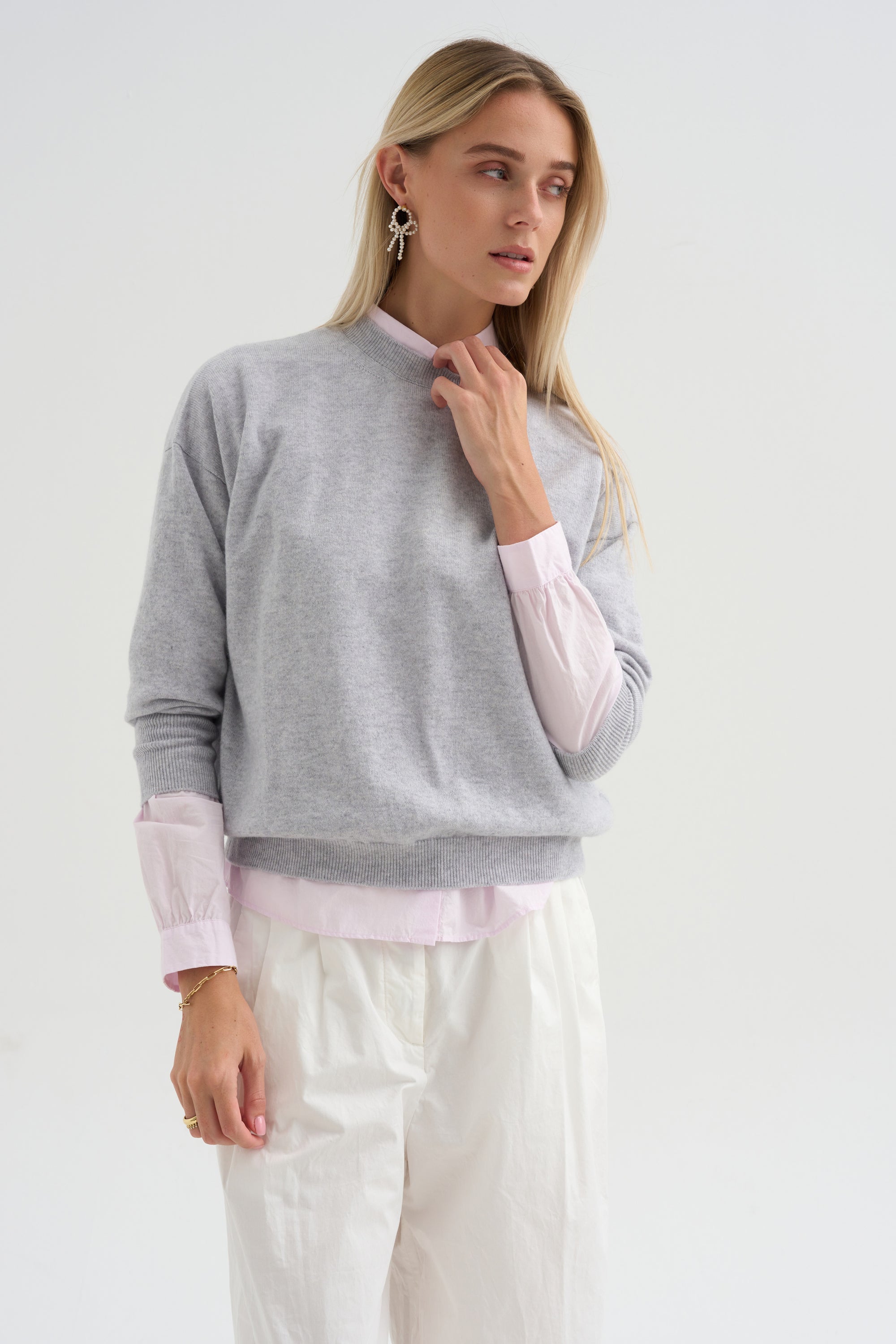 Rina Pulli, Fog