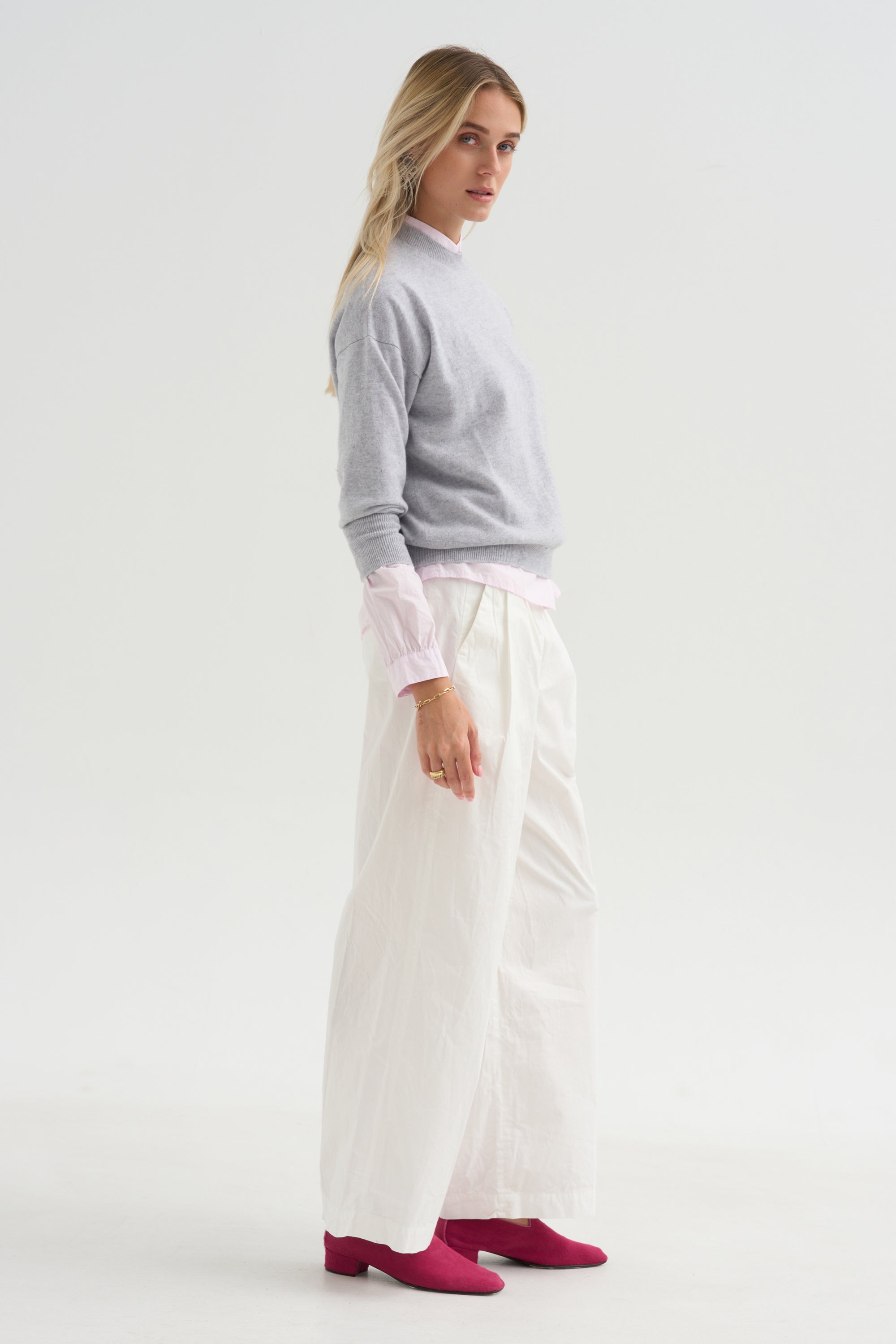Rina Pulli, Fog