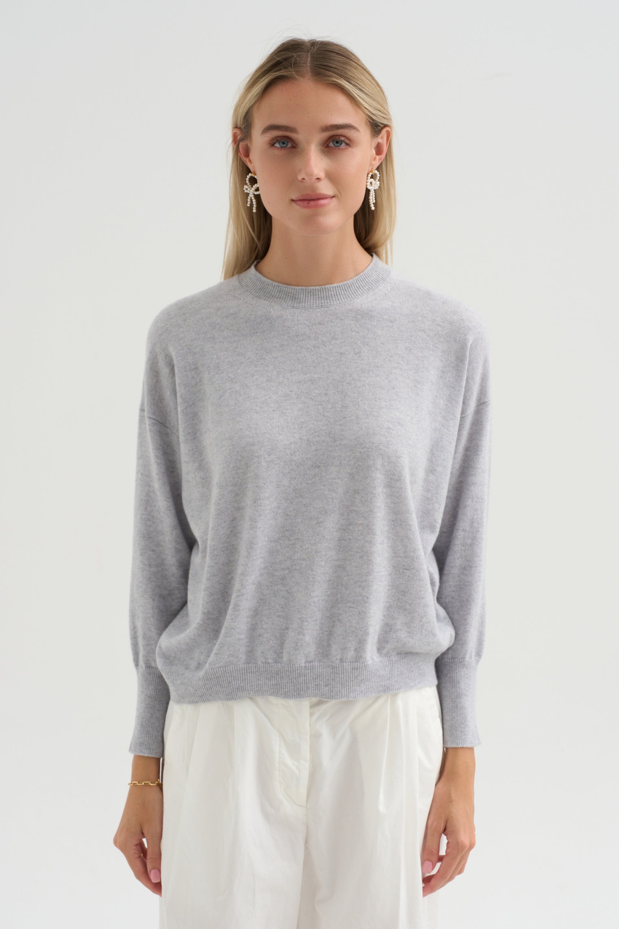 Rina Pulli, Fog