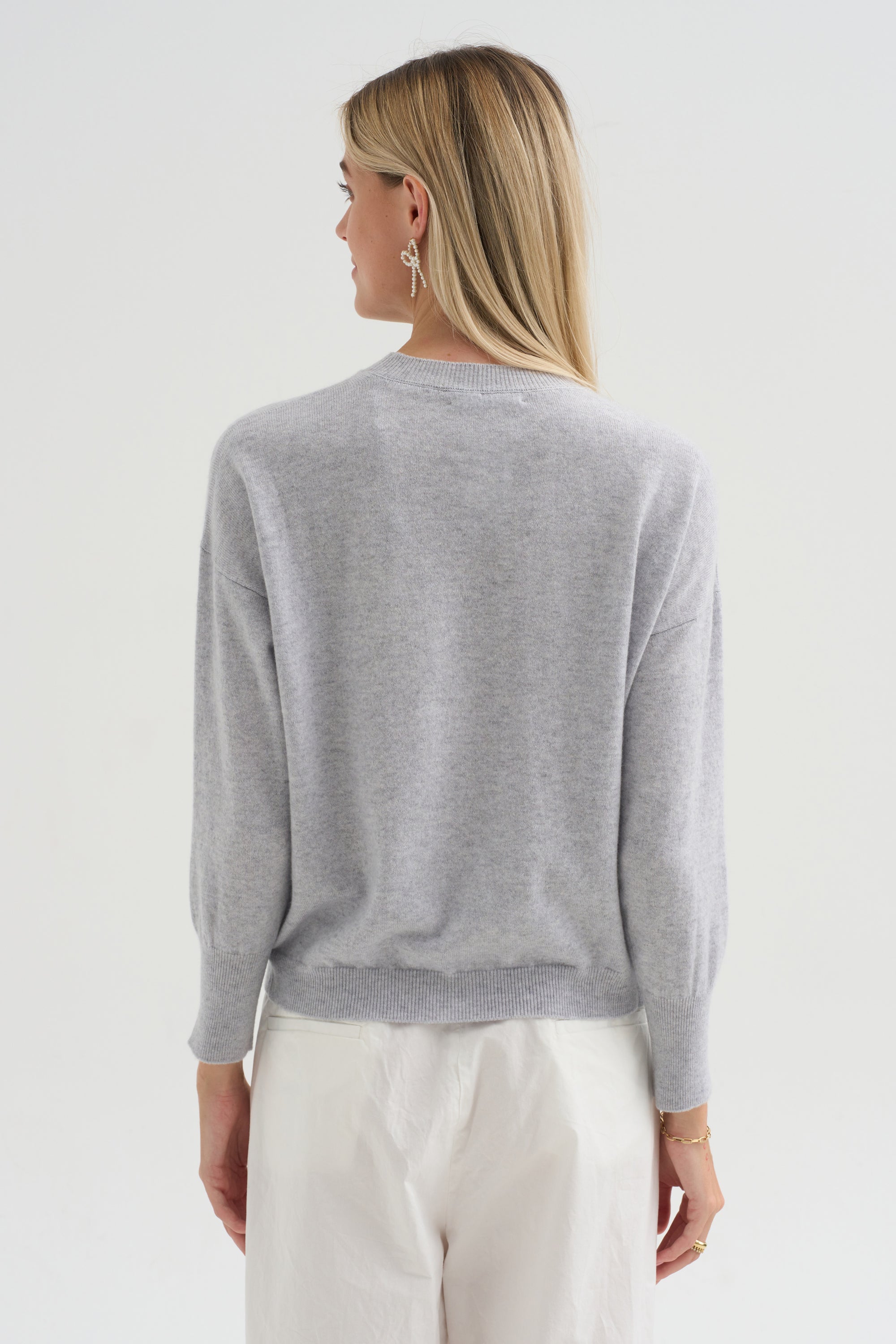 Rina Pulli, Fog
