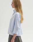 Claudia Shirt, Azur